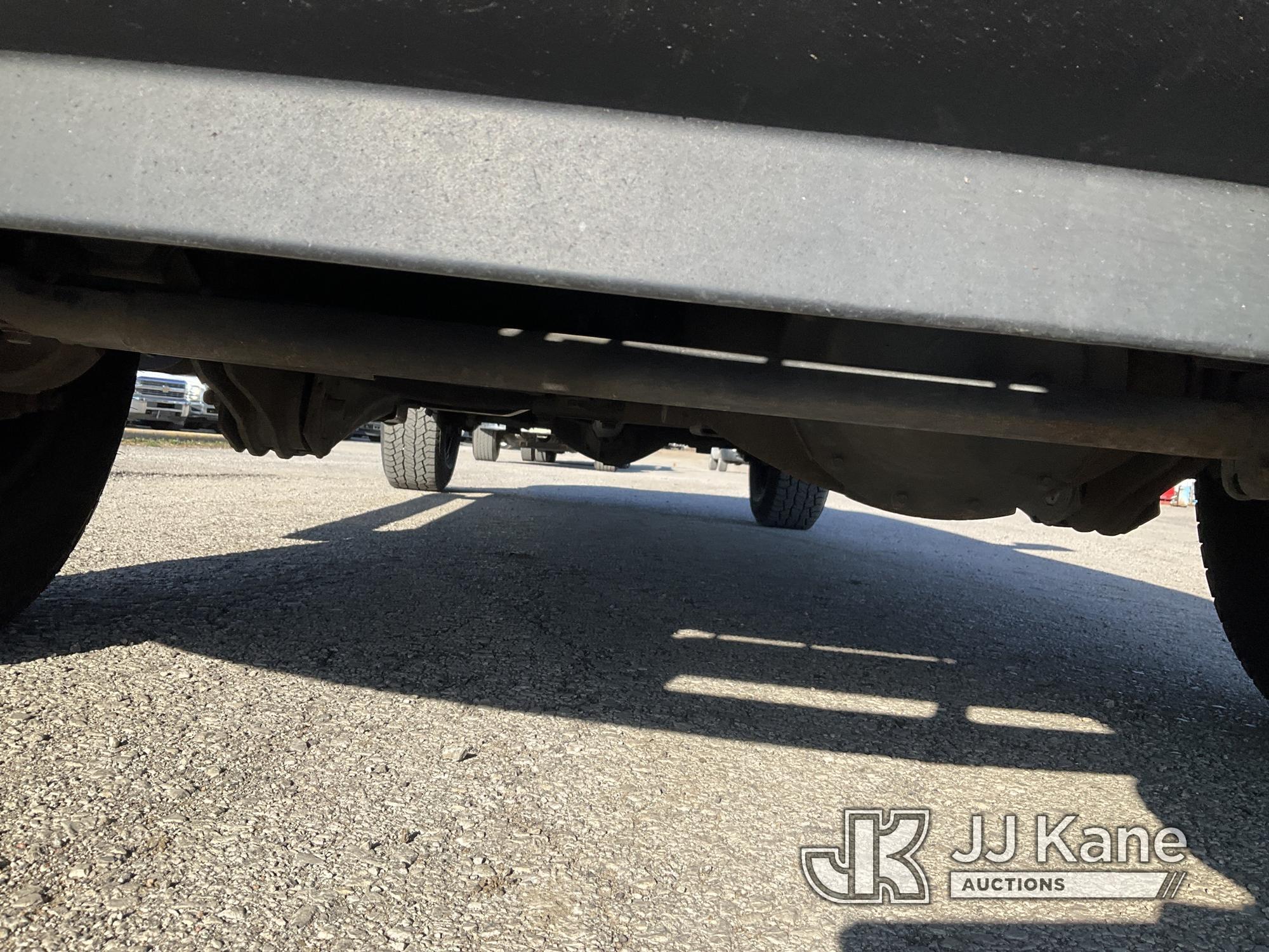 (Kansas City, MO) 2014 RAM 2500 4x4 Crew-Cab Pickup Truck Runs & Moves, Has Crack In Windshield, Rus