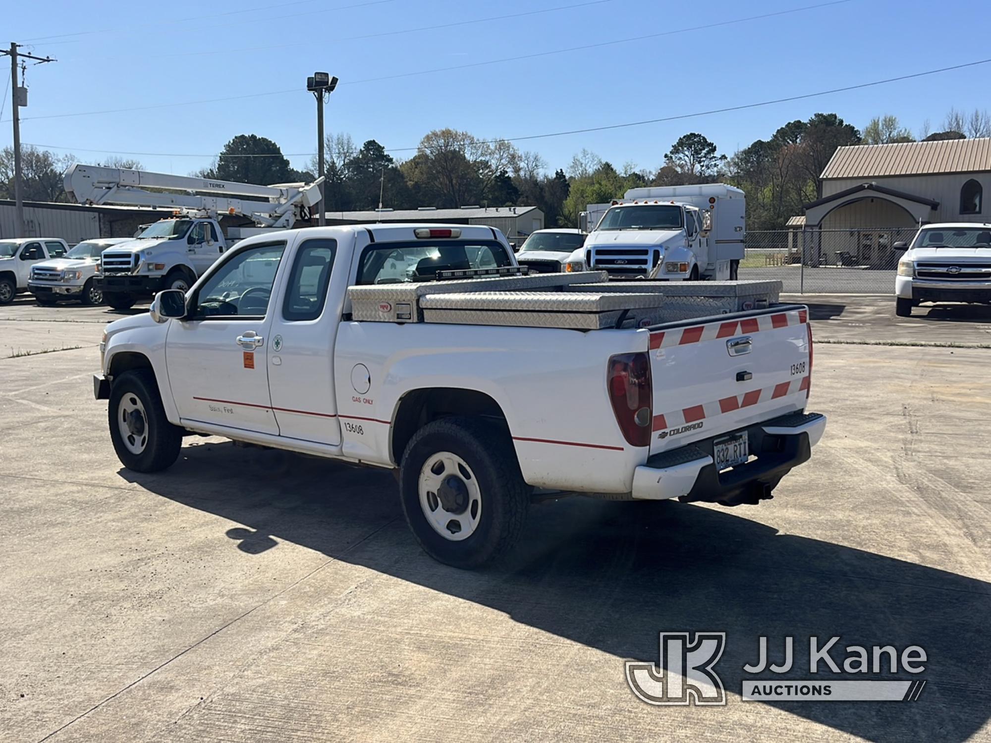 (Conway, AR) 2012 Chevrolet Colorado 4x4 Extended-Cab Pickup Truck Jump to Start, Runs, Moves) (Low