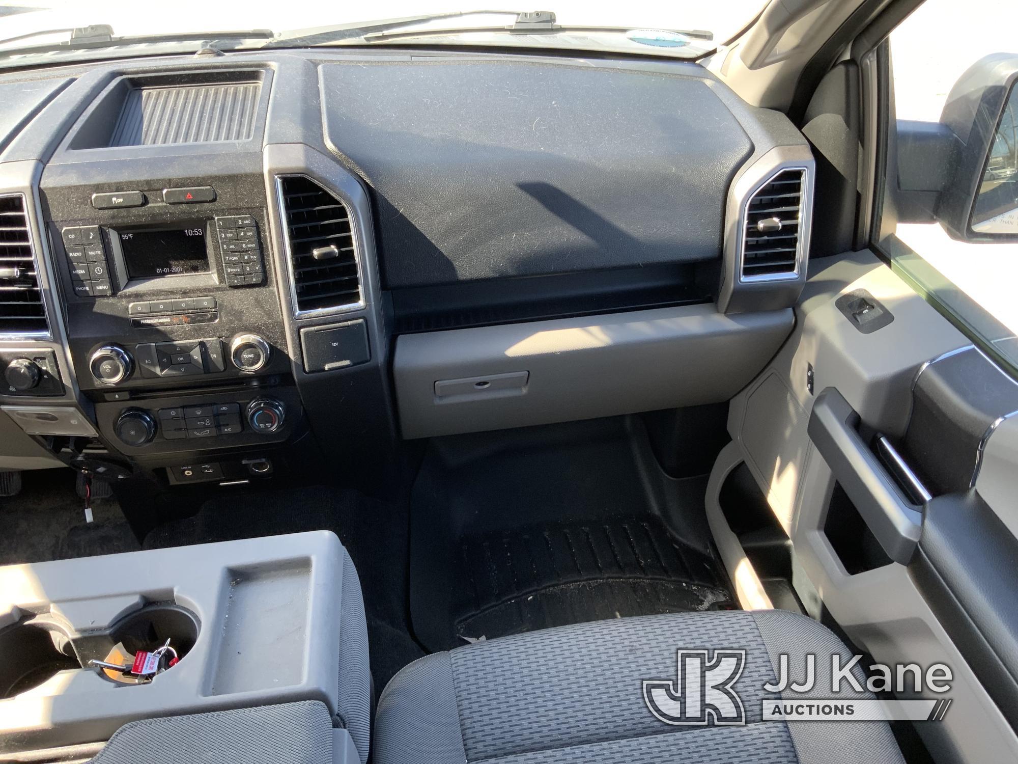 (South Beloit, IL) 2015 Ford F150 4x4 Crew-Cab Pickup Truck Runs, Moves