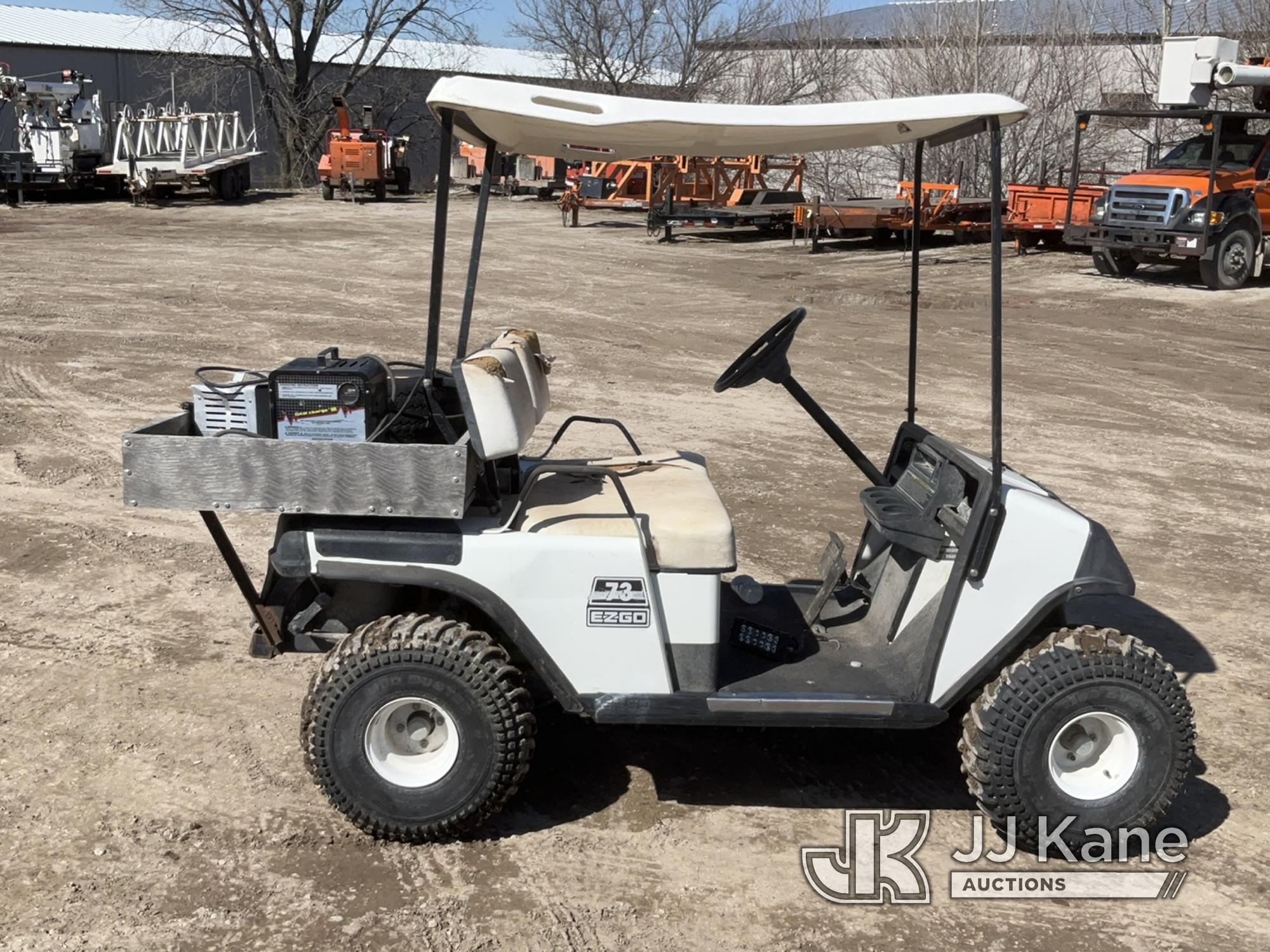 (Des Moines, IA) 1993 EZ-GO Golf Cart Does Not Run Or Move