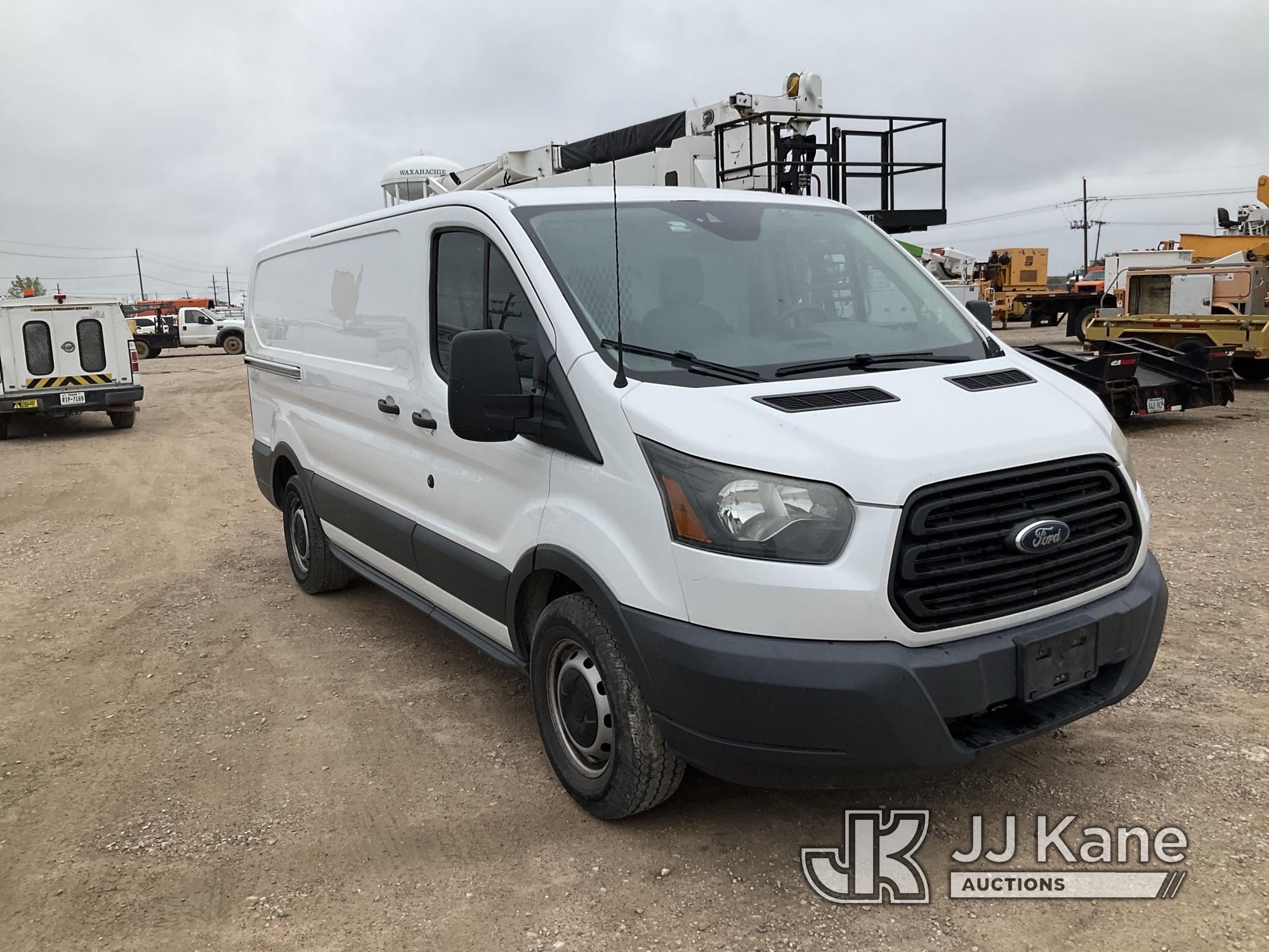 (Waxahachie, TX) 2016 Ford Transit Connect Cargo Van Runs & Moves) (Jump to Start, Coolant Leak, Che