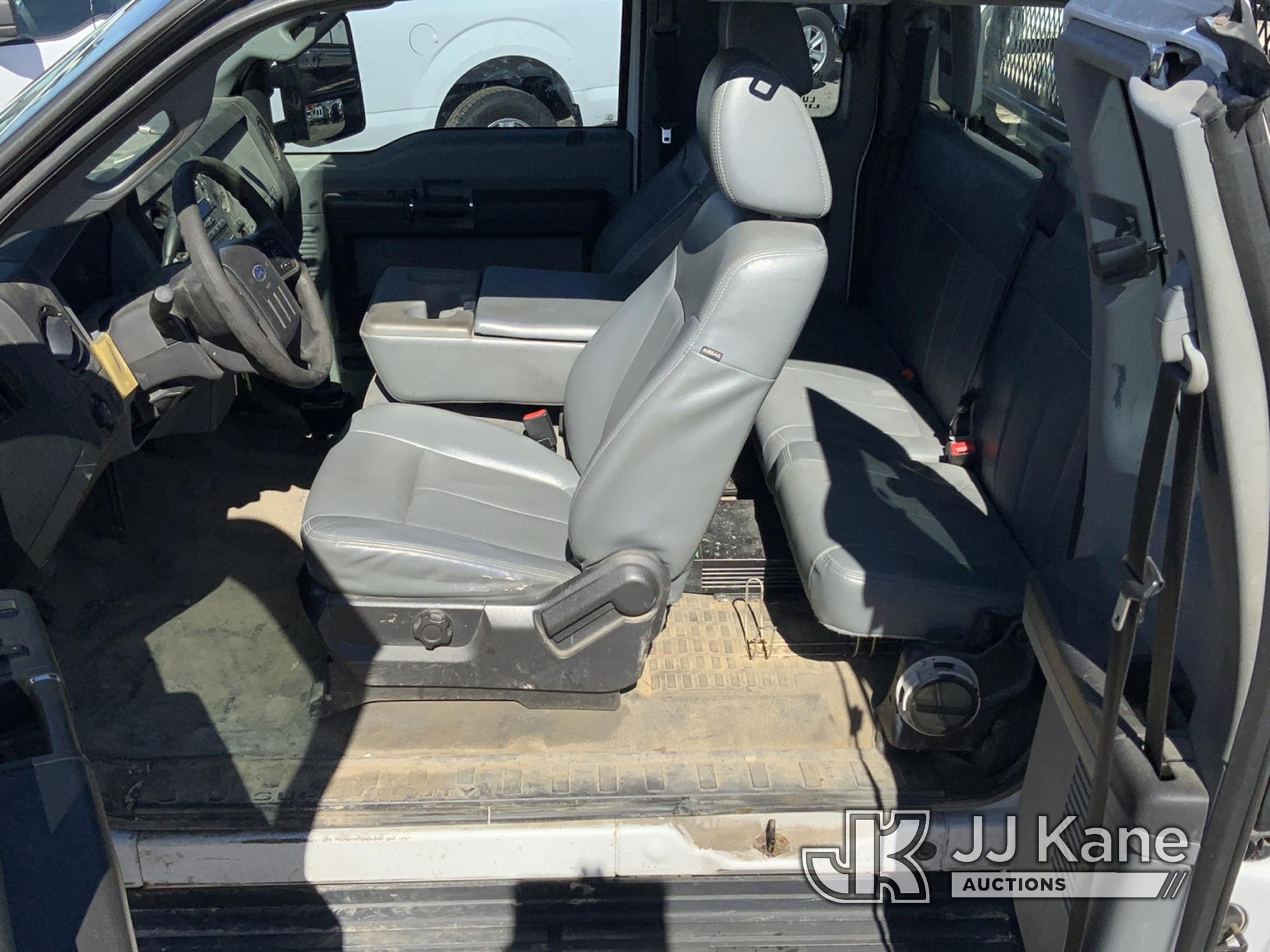 (South Beloit, IL) 2016 Ford F250 4x4 Extended-Cab Pickup Truck, with Go Light, Bulkhead and Weather