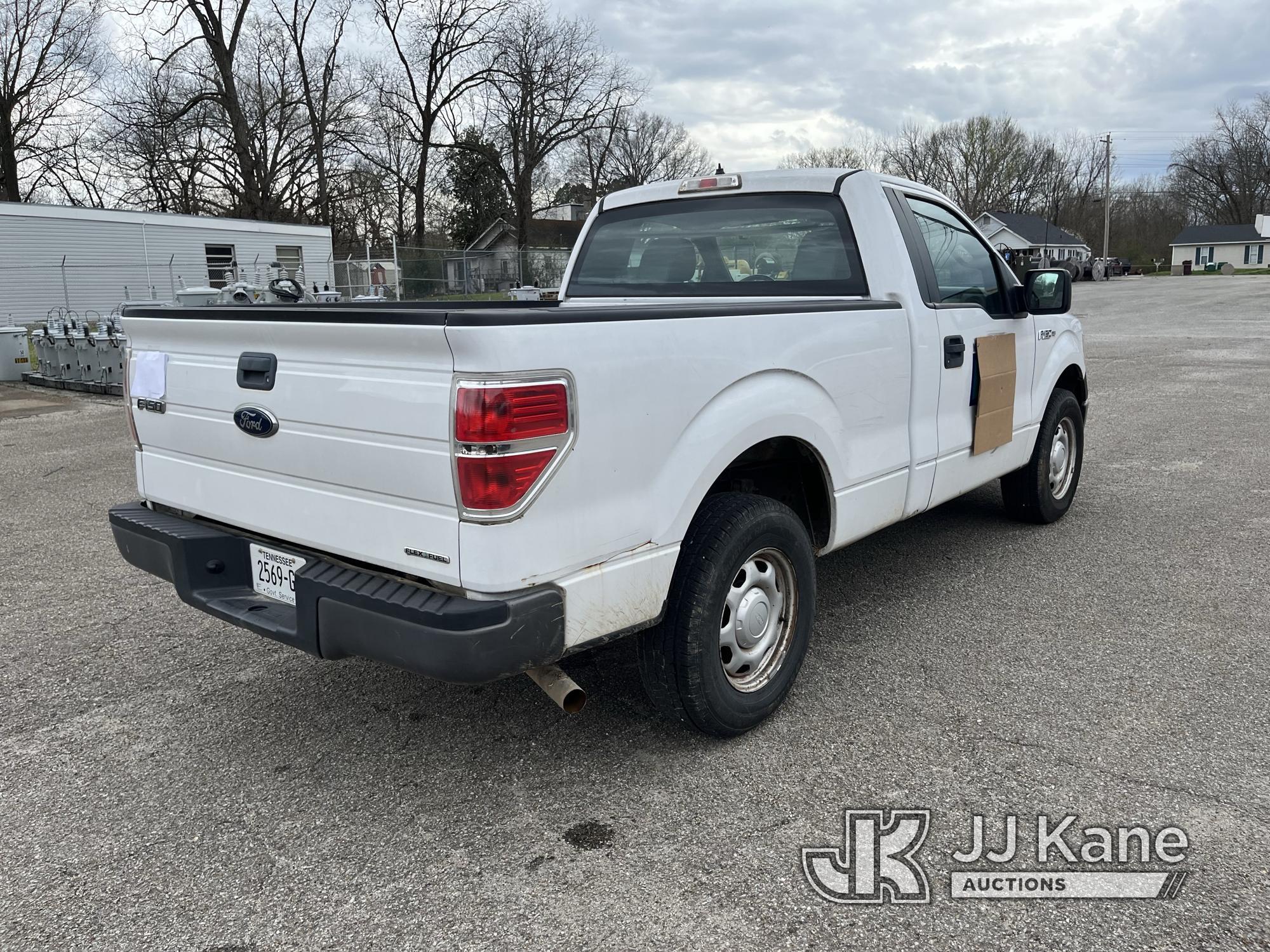 (Milan, TN) 2014 Ford F150 Pickup Truck, Service light on for low tire pressure Runs & Moves) (Munic