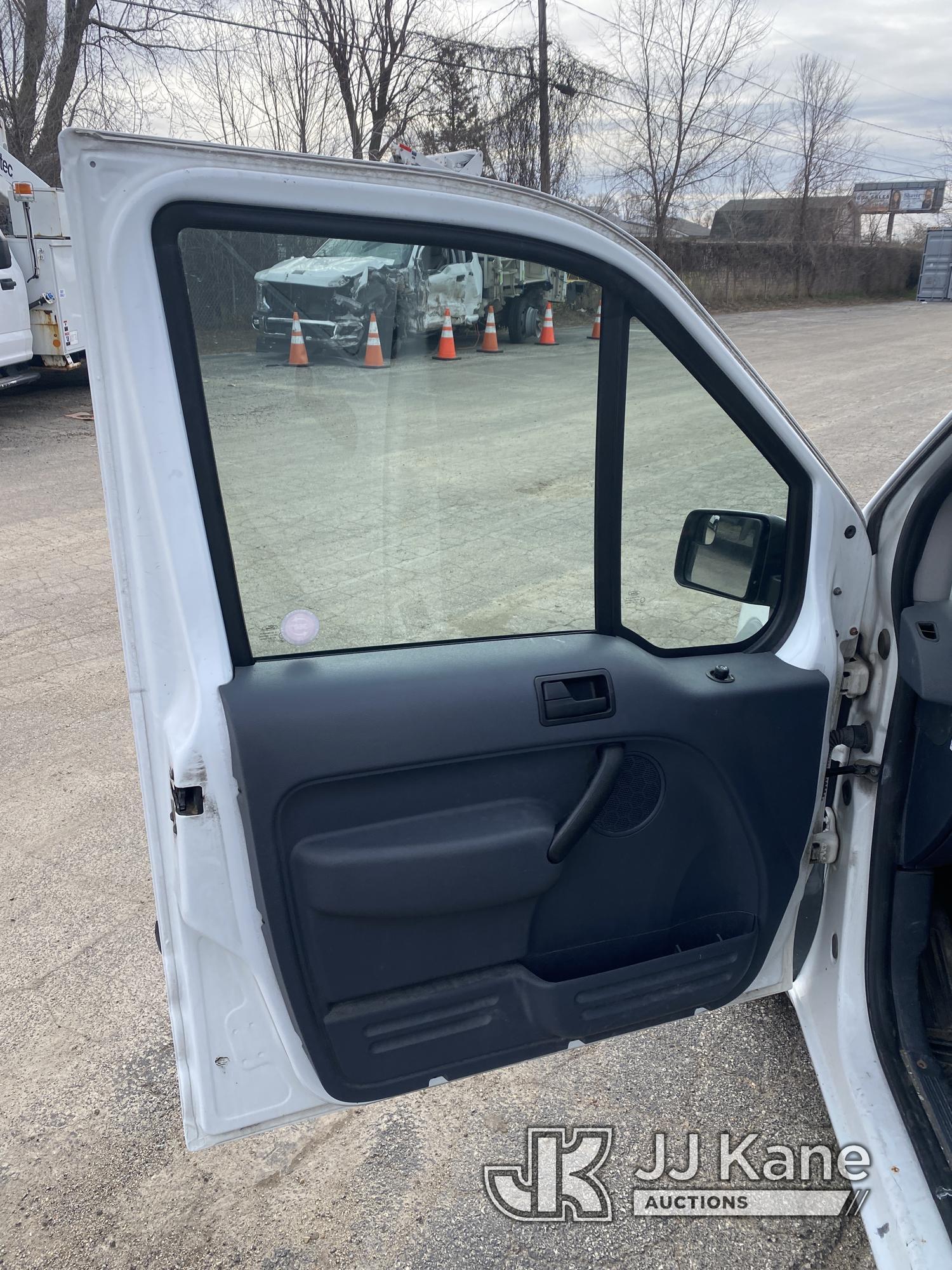 (South Beloit, IL) 2012 Ford Transit Connect Mini Cargo Van Not Running, No Crank, Condition Unknown