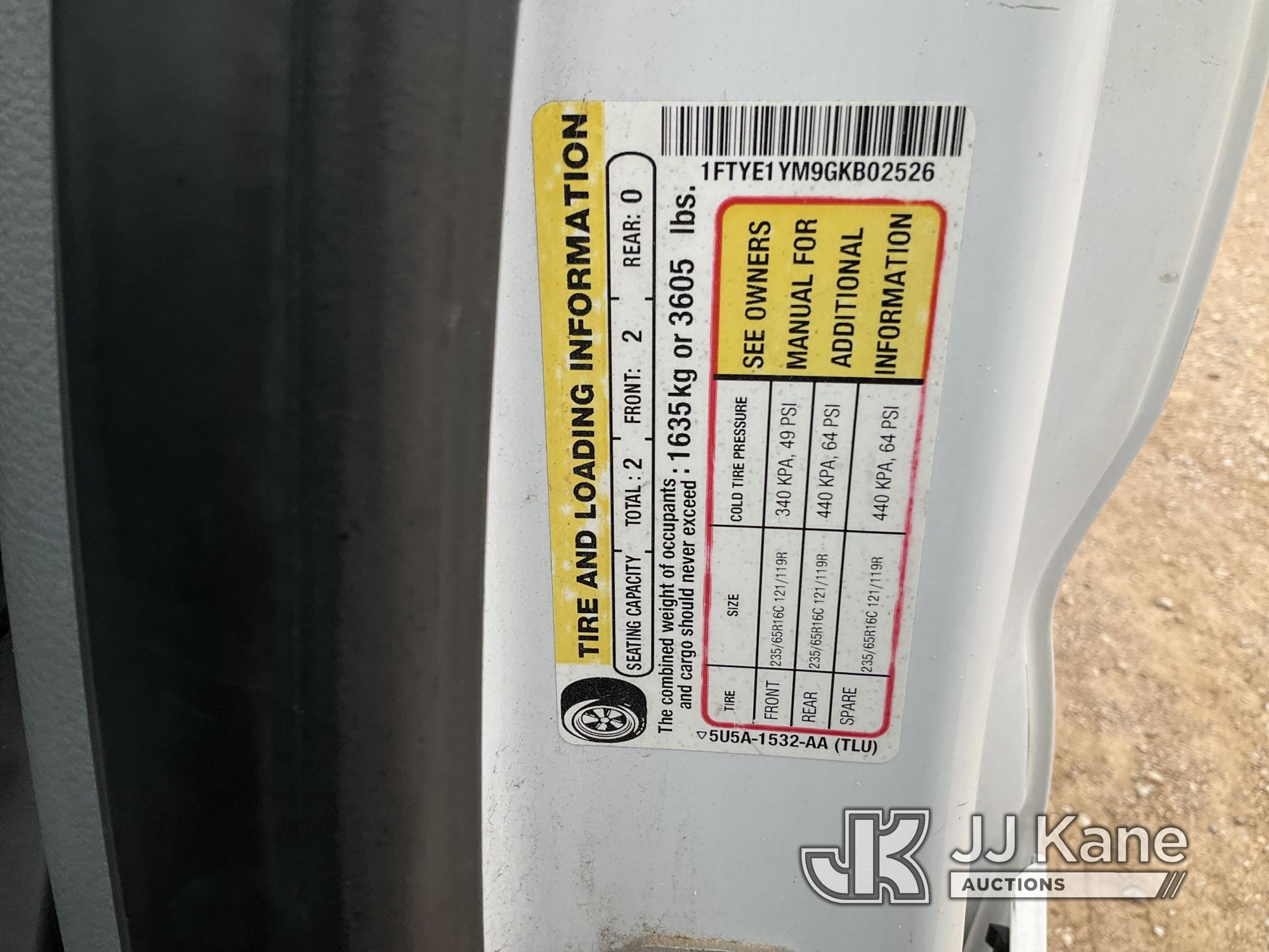 (Waxahachie, TX) 2016 Ford Transit Connect Cargo Van Runs & Moves) (Jump to Start, Coolant Leak, Che