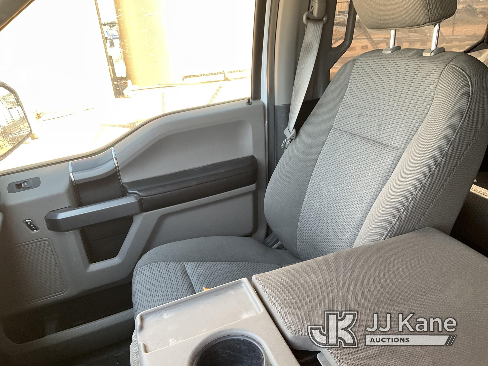 (Midland, TX) 2018 Ford F150 4x4 Crew-Cab Pickup Truck Runs & Drives) (Check Engine Light Active, Ha