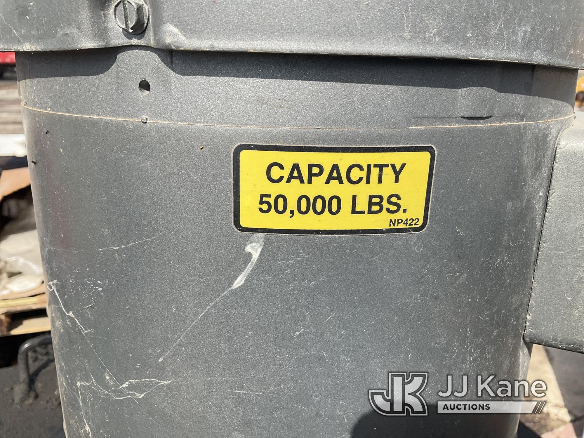 (Kansas City, MO) Hydraulic Tank NOTE: This unit is being sold AS IS/WHERE IS via Timed Auction and