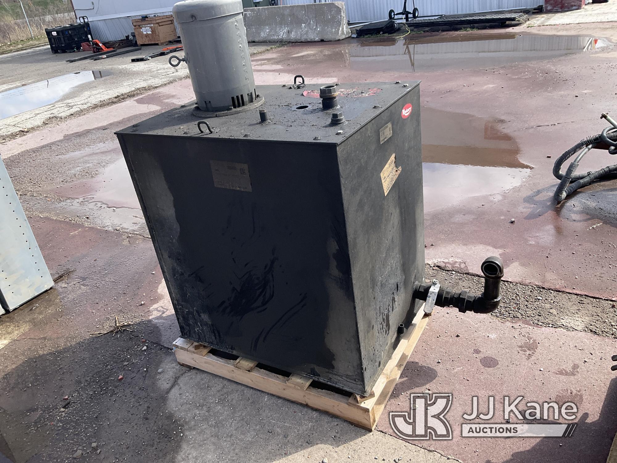 (Kansas City, MO) Hydraulic Tank NOTE: This unit is being sold AS IS/WHERE IS via Timed Auction and