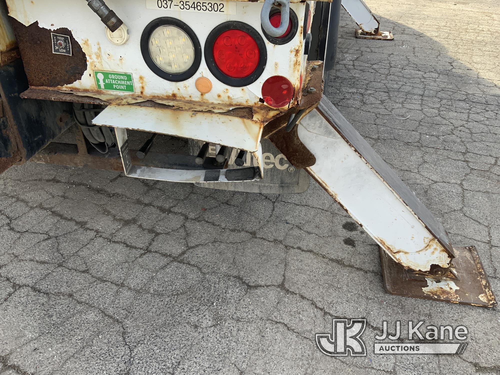 (South Beloit, IL) Altec DC47-TR, Digger Derrick mounted on 2016 Freightliner M2 106 Utility Truck R