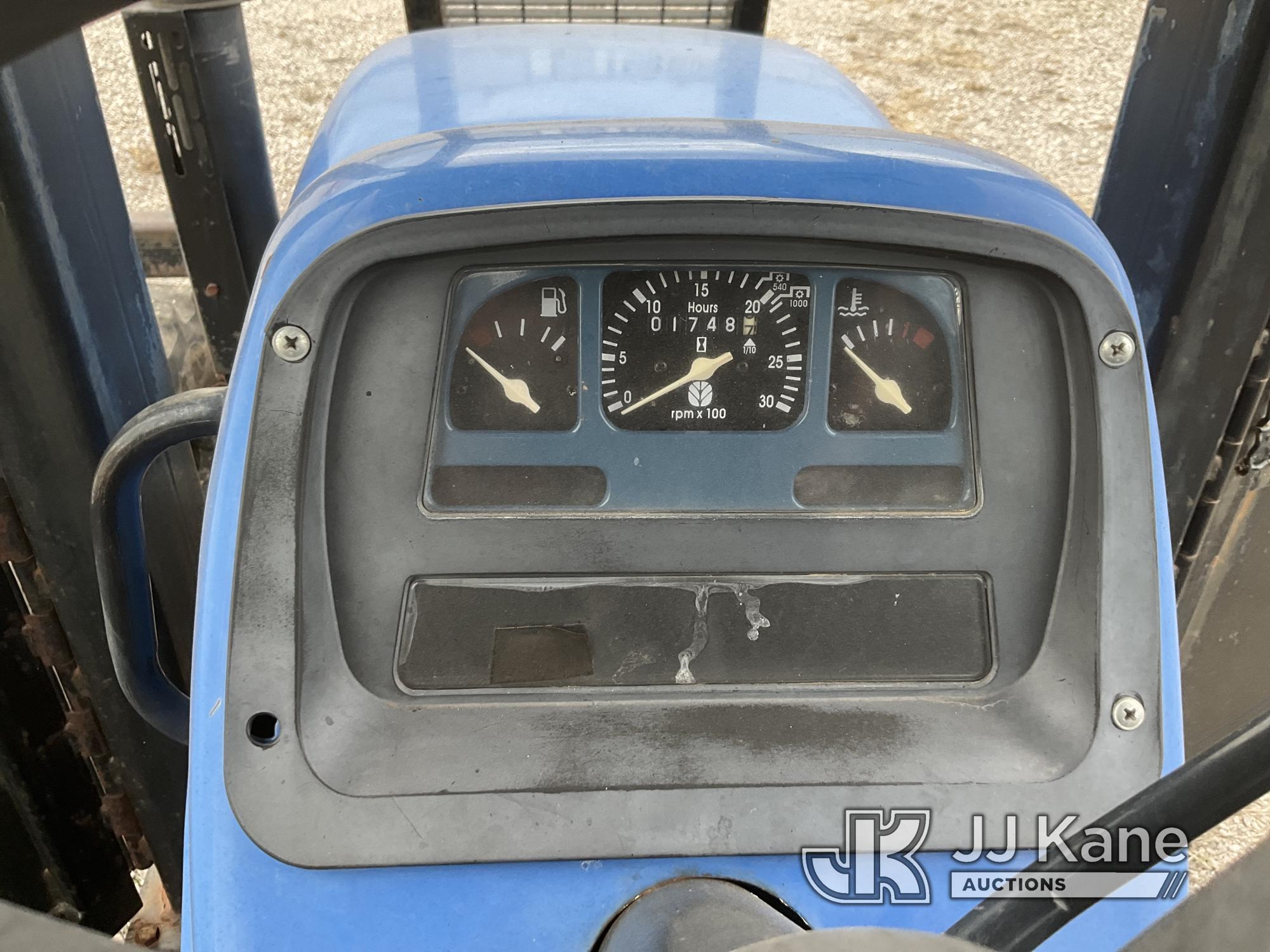 (Oklahoma City, OK) 2005 New Holland TB120 Utility Tractor Runs & Moves) (Jump To Start) (Per Seller