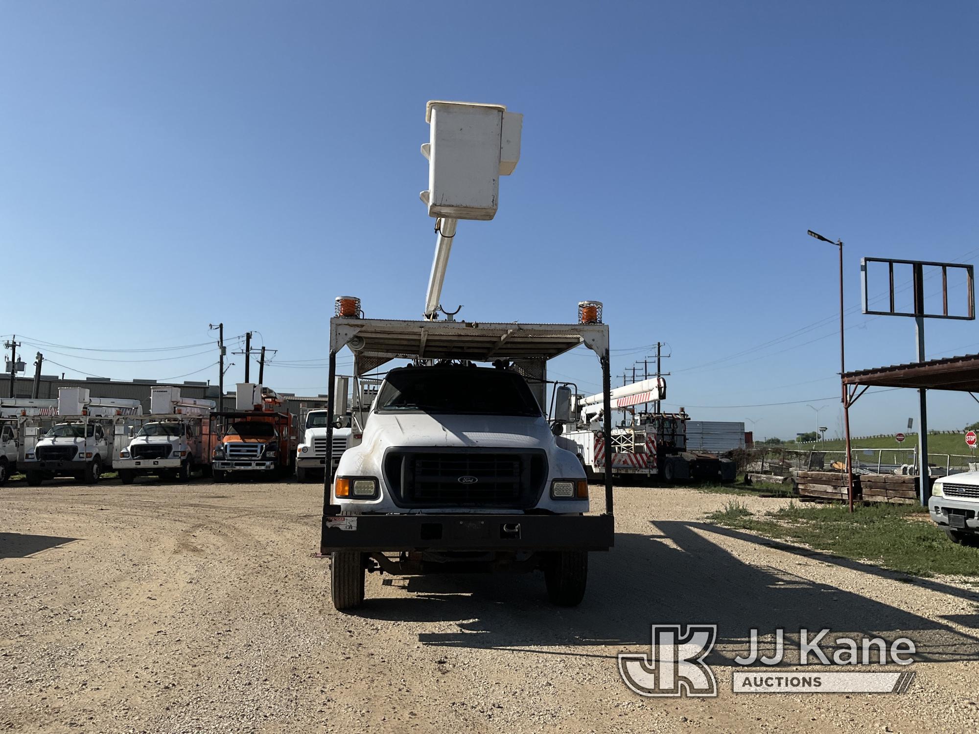 (San Antonio, TX) HiRanger 5FC-55, Bucket Truck mounted behind cab on 2002 Ford F750 Utility Truck R
