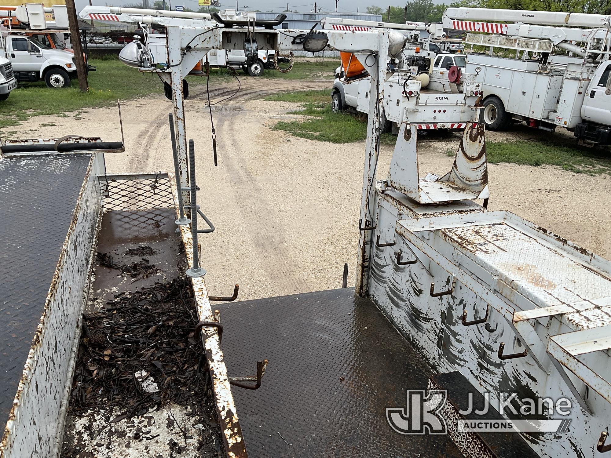 (San Antonio, TX) Terex/Telelect HiRanger 5FC-55, Bucket Truck mounted behind cab on 2002 Ford F750