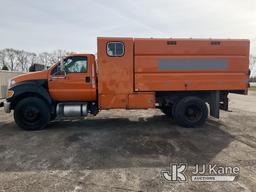 (South Beloit, IL) 2012 Ford F750 Chipper Dump Truck Runs & Moves) (PTO Operates, ABS Light On