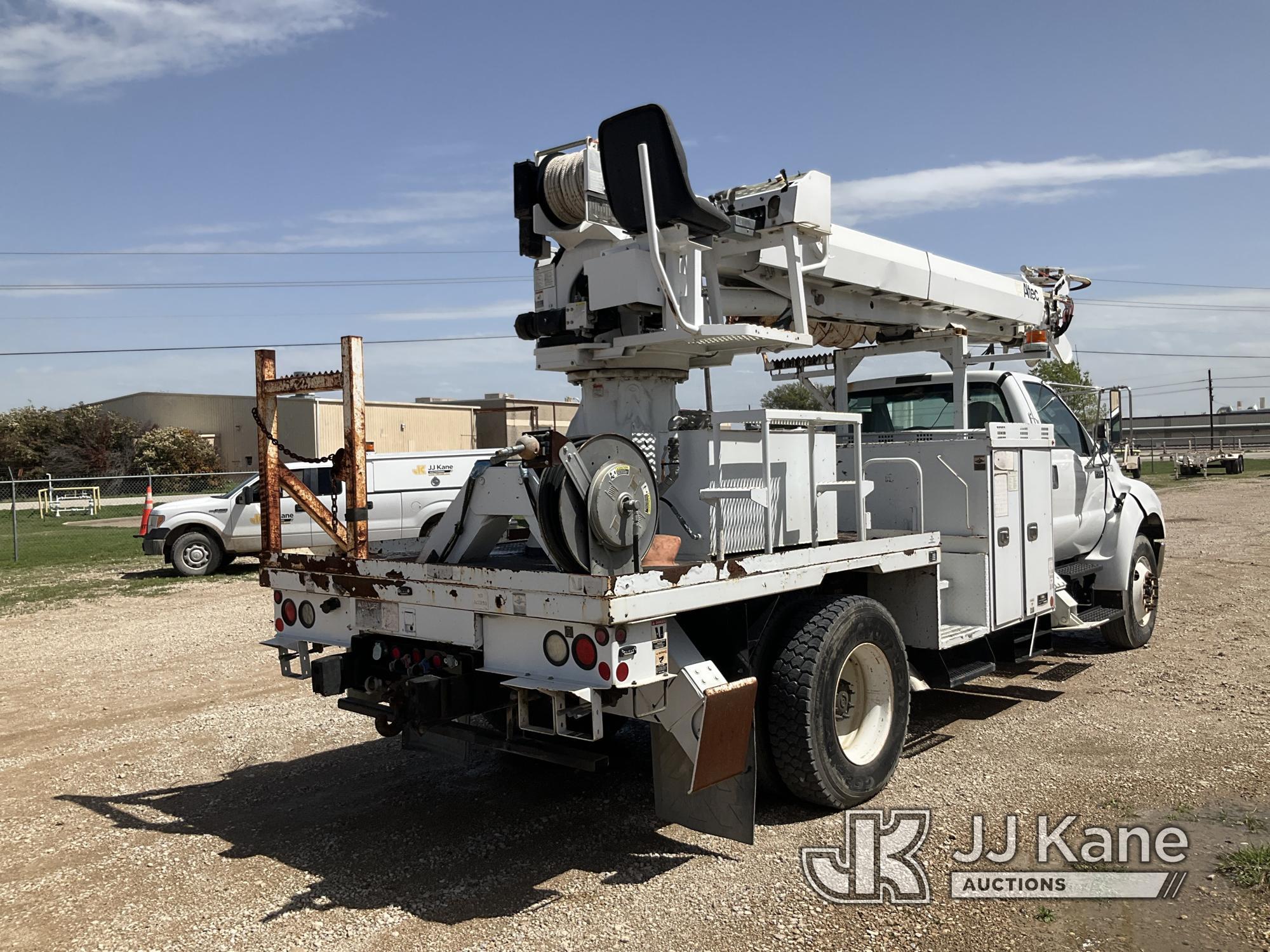 (Waxahachie, TX) Altec DC47-TR, Digger Derrick rear mounted on 2015 Ford F750 Flatbed/Utility Truck