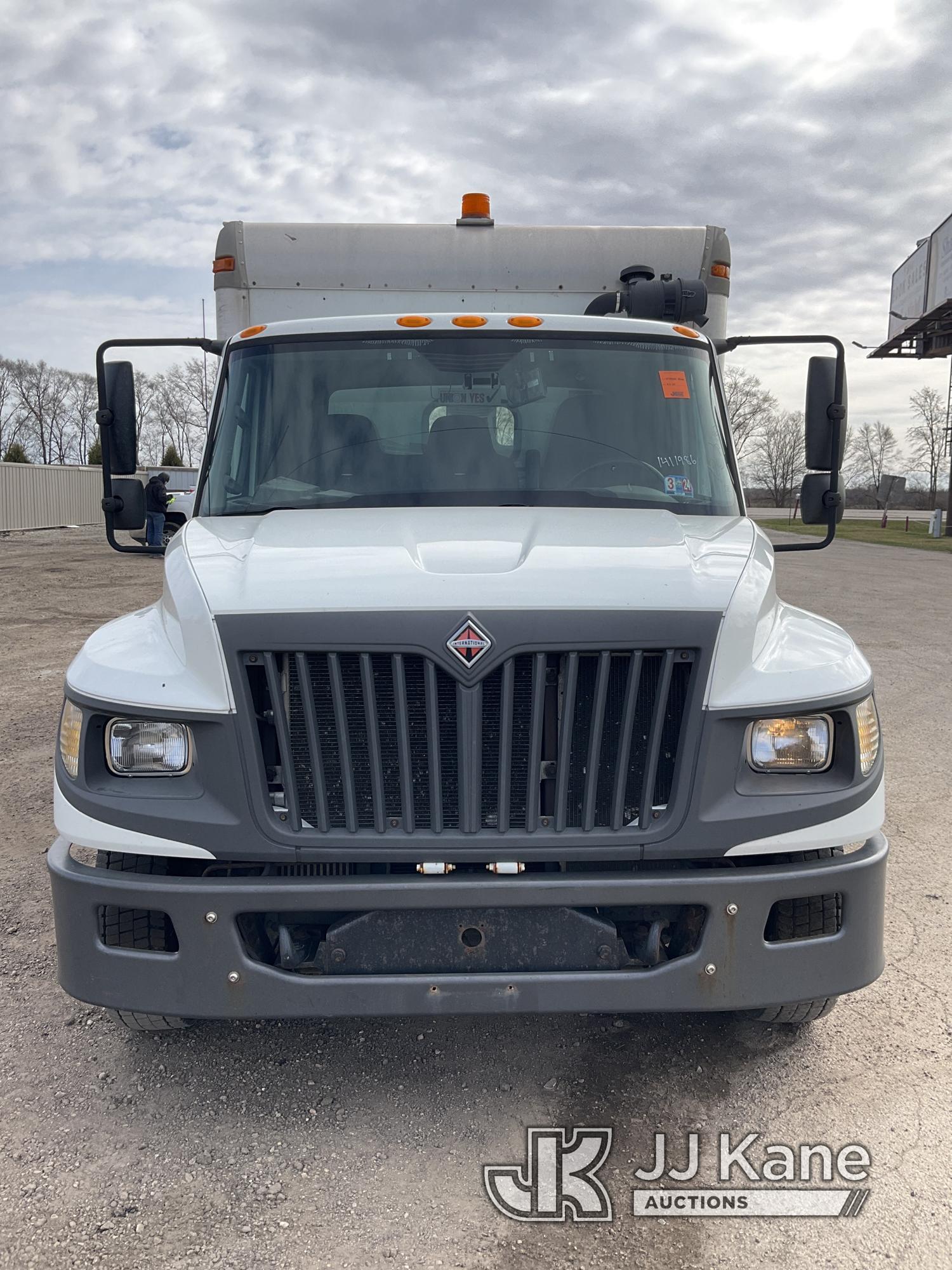 (South Beloit, IL) 2014 International TerraStar Enclosed High-Top Service Truck Runs & Moves) ( Chec