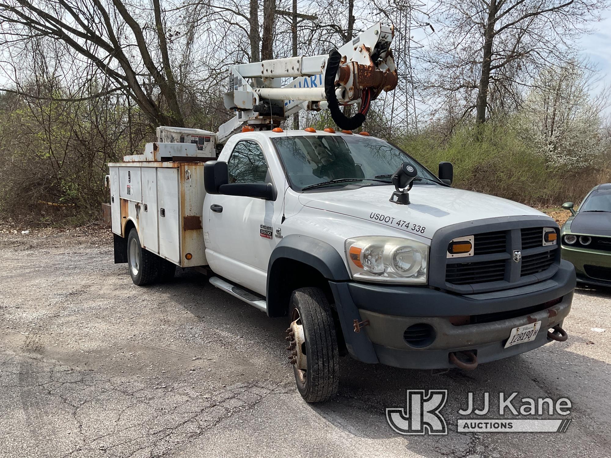 (Edwardsville, IL) Altec AT37G, Articulating & Telescopic Bucket Truck mounted behind cab on 2010 Do