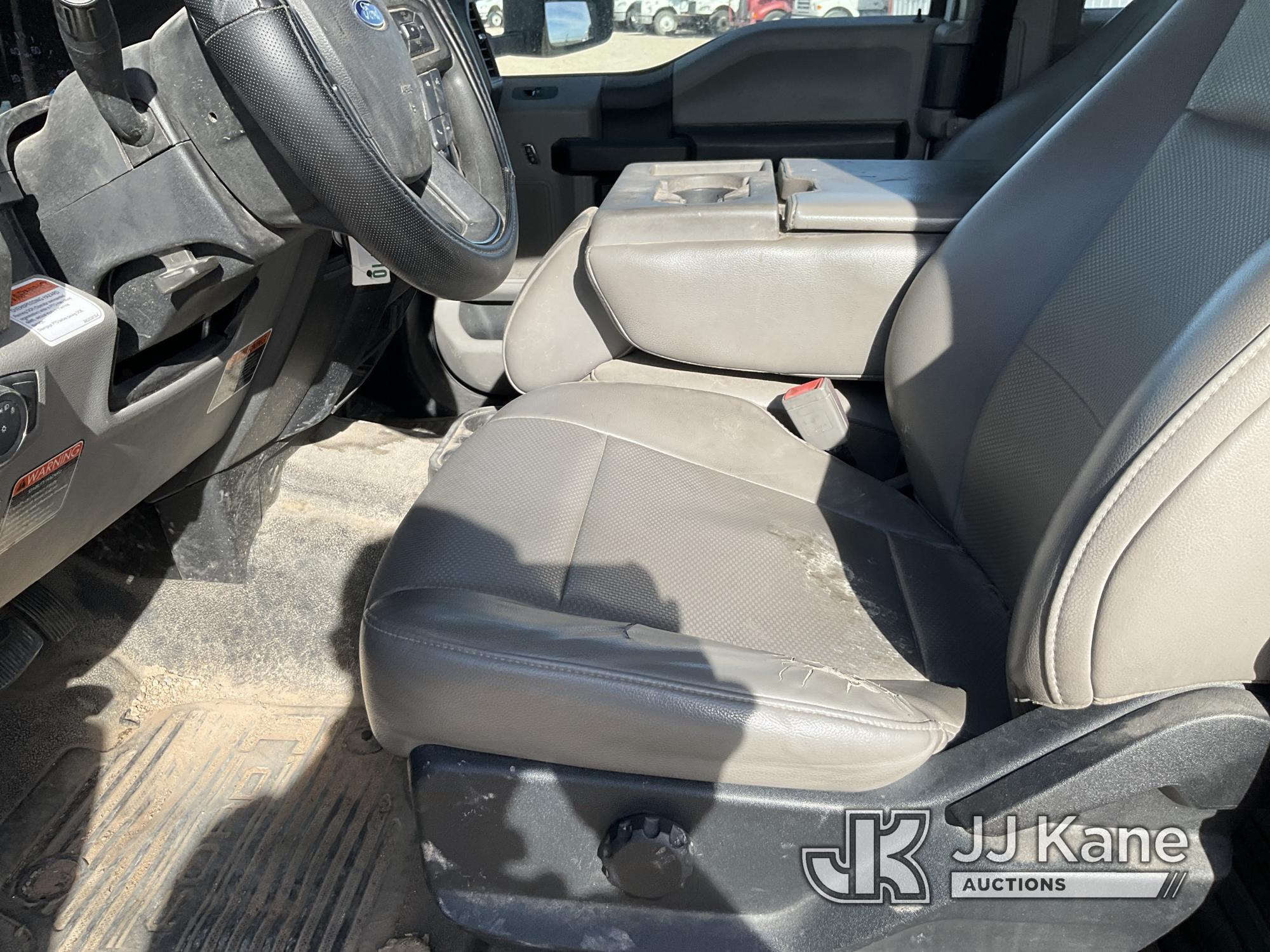 (Odessa, TX) 2019 Ford F550 Extended-Cab Mechanics Service Truck Runs & Moves) (Crane Condition Unkn