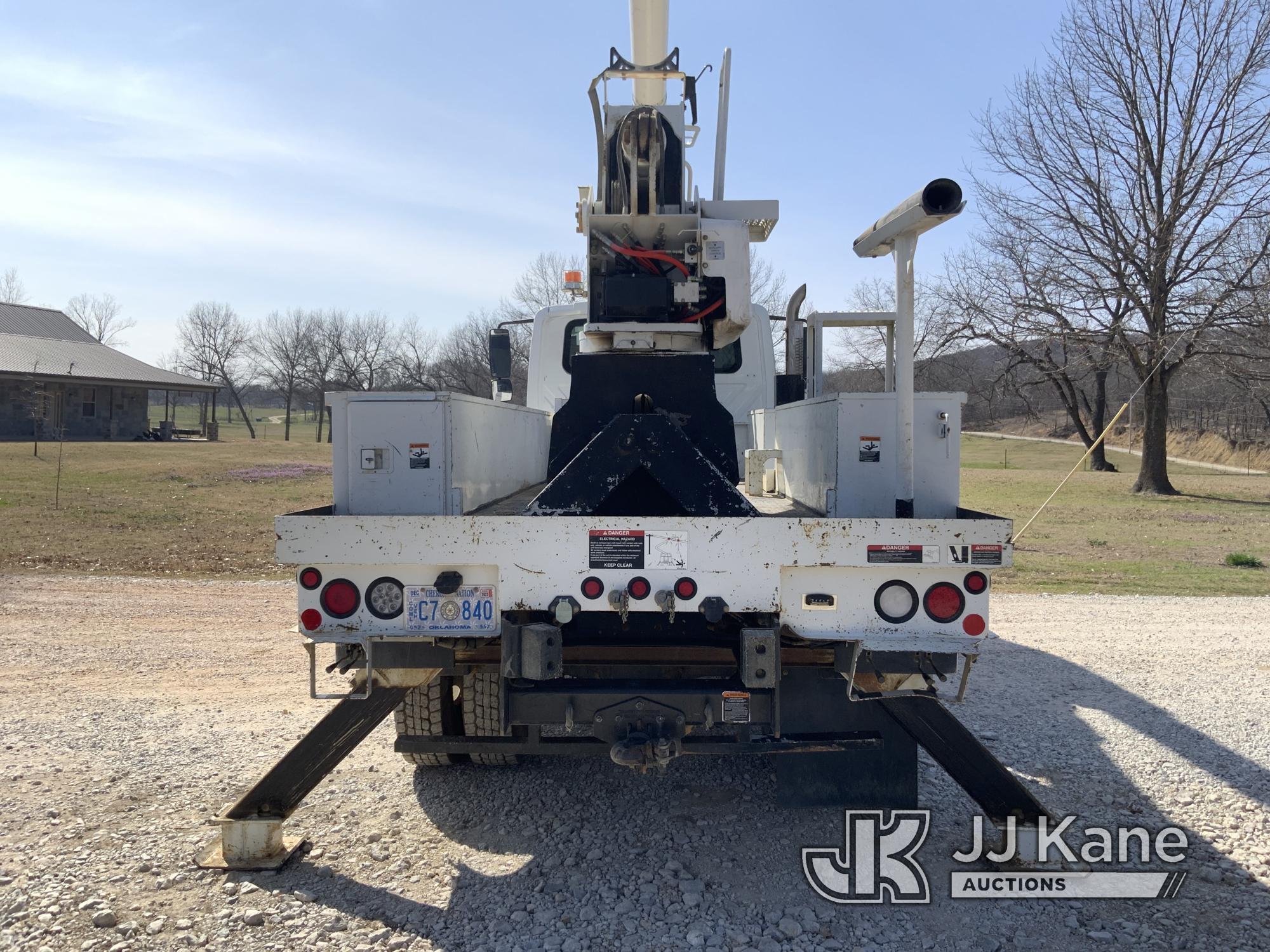 (Henryetta, OK) Altec AA755-MH, Material Handling Bucket Truck rear mounted on 2012 International 73