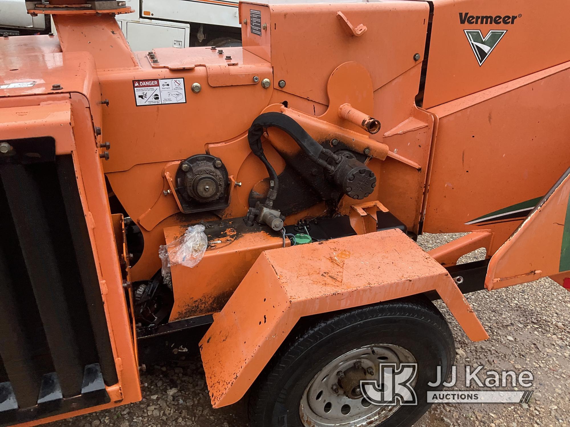 (Oklahoma City, OK) 2012 Vermeer BC1000XL Chipper (12in Drum) Not Running, Condition Unknown, Parts