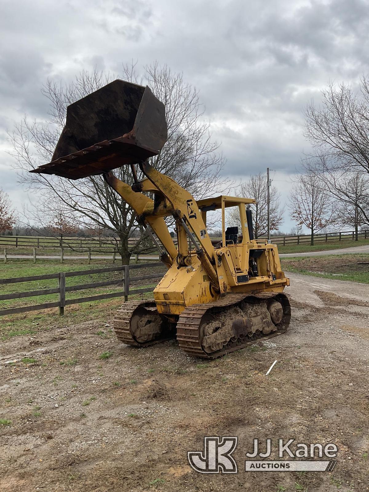 (Golconda, IL) 1997 Caterpillar 953B Crawler Loader Runs & Operates) (New Exhaust 2023.  Original Te