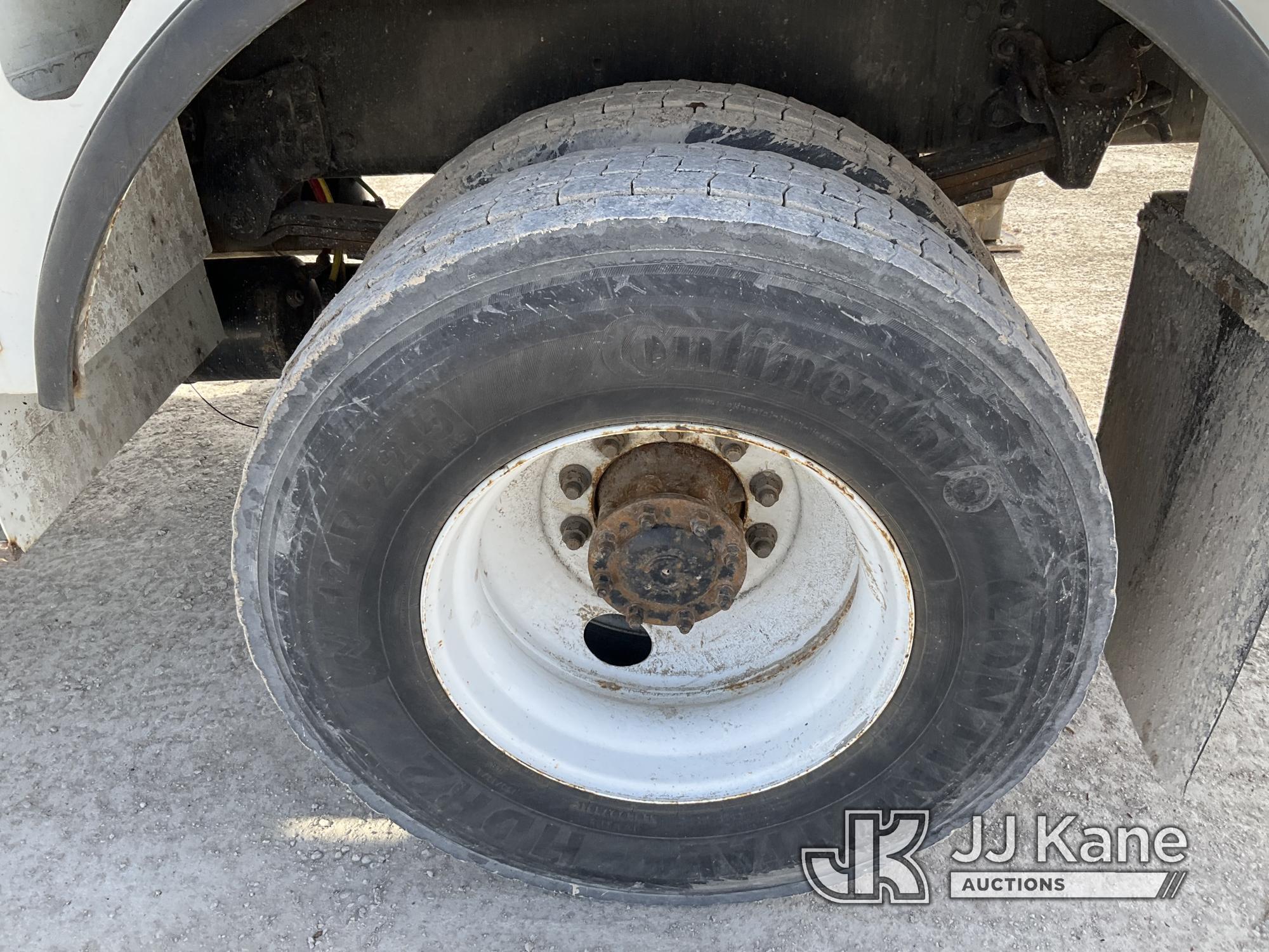 (Bloomington, IL) Terex Commander C4040, Digger Derrick rear mounted on 2019 Freightliner M2 106 4x4