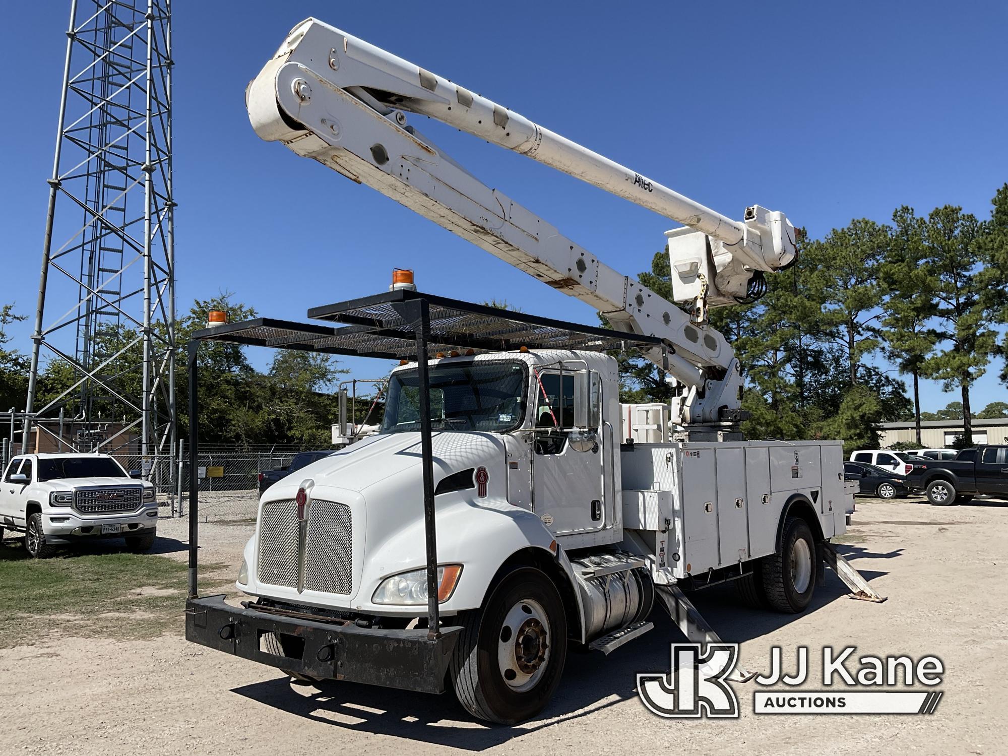 (San Antonio, TX) Altec AA55-MH, Material Handling Bucket Truck rear mounted on 2014 Kenworth T370 U