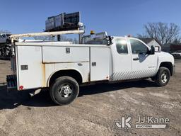 (South Beloit, IL) 2007 Chevrolet Silverado 2500HD 4x4 Extended-Cab Service Truck Runs & Moves) (Rus