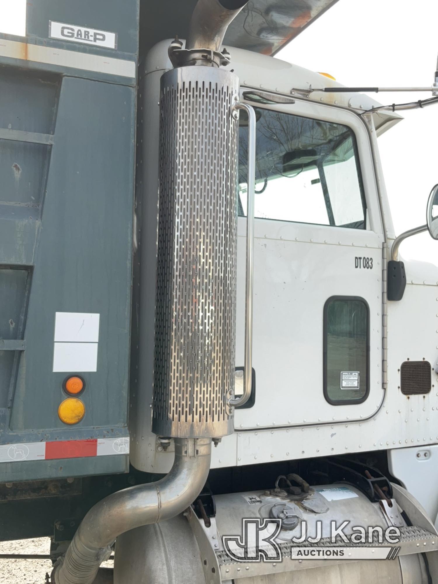 (Des Moines, IA) 2005 Peterbilt 357 T/A Dump Truck Runs, Moves, Operates) (Instrument Cluster Flicke