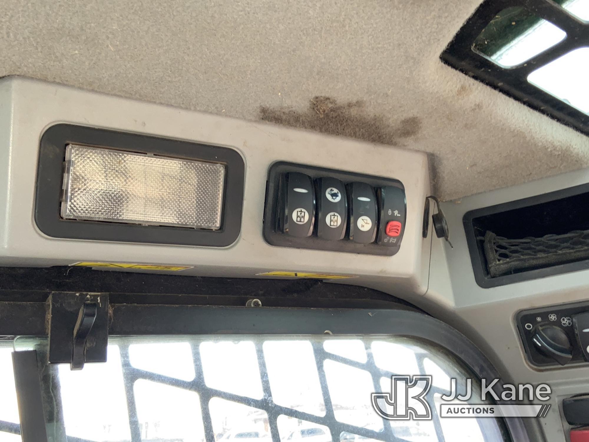 (Neenah, WI) 2017 Caterpillar 299D2XHP Skid Steer Loader Not Running, No Keys, Condition Unknown, Un