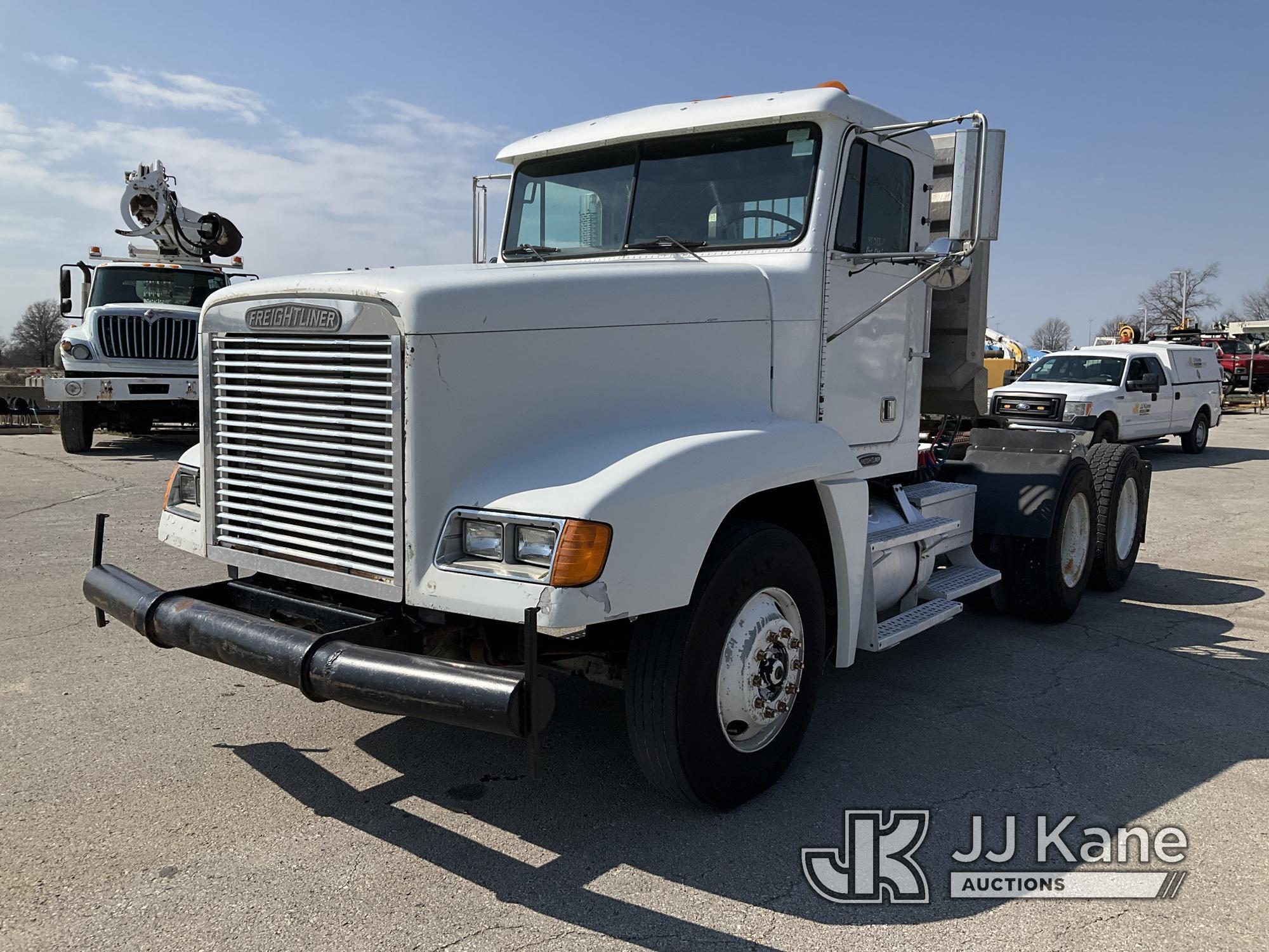 (Kansas City, MO) 2001 Freightliner FLD120 T/A Truck Tractor Runs & Moves