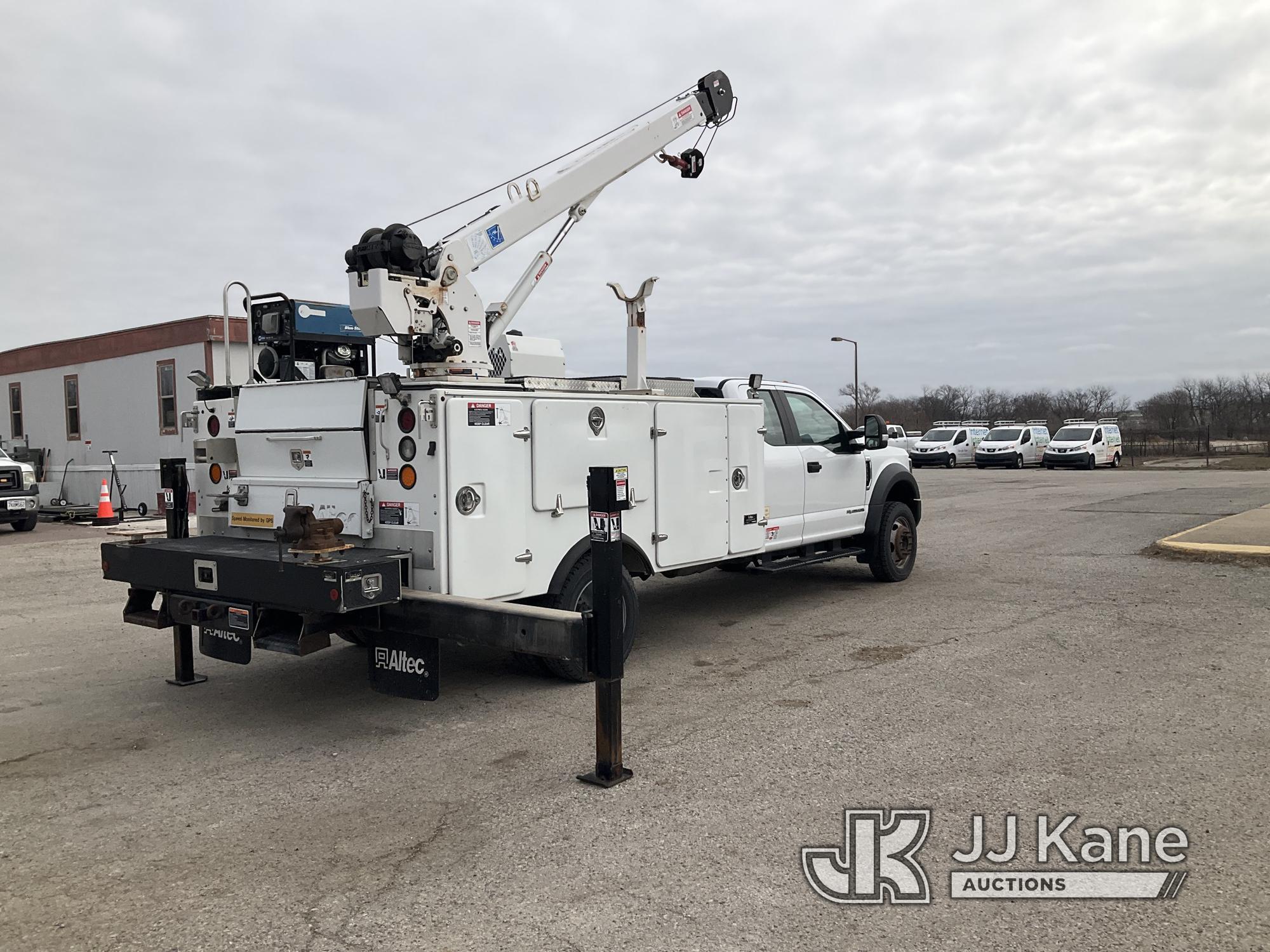 (Kansas City, MO) 2018 Ford F550 4x4 Extended-Cab Mechanics Service Truck Runs, Moves, & Operates