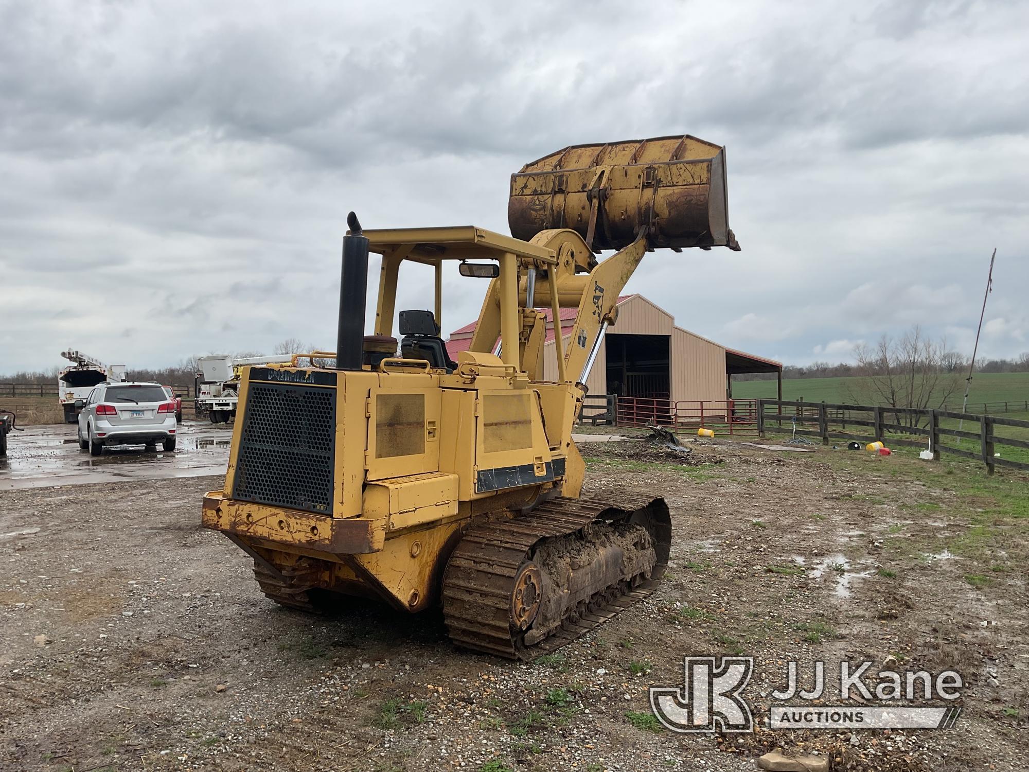 (Golconda, IL) 1997 Caterpillar 953B Crawler Loader Runs & Operates) (New Exhaust 2023.  Original Te