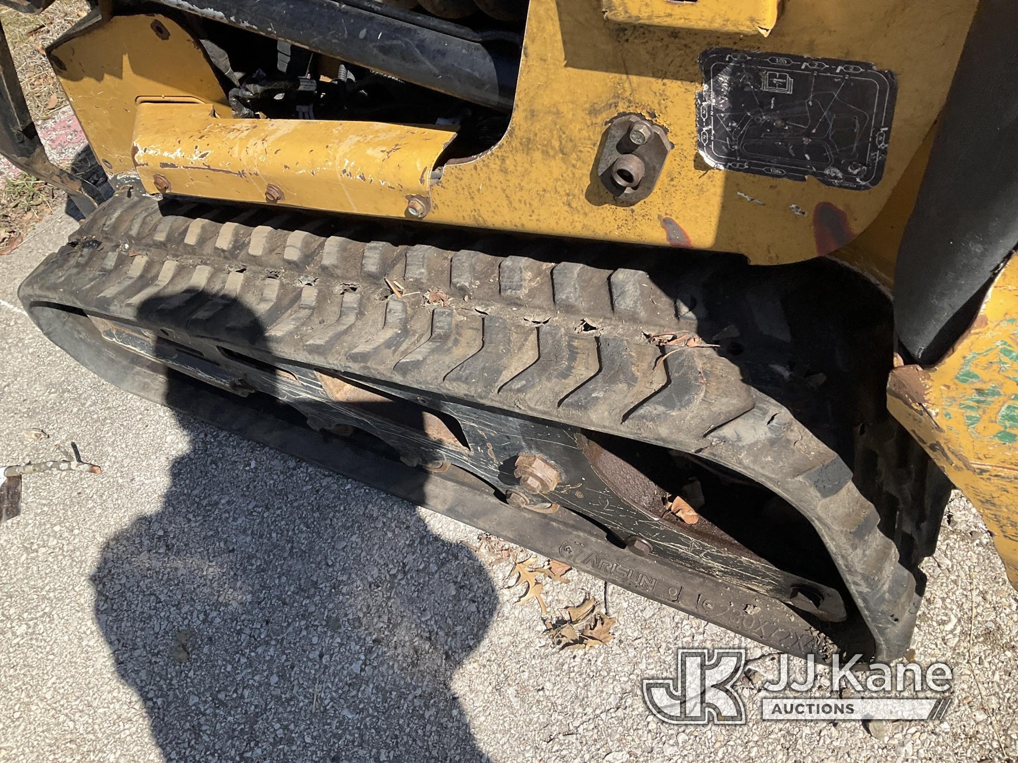 (Kansas City, MO) 2016 Vermeer Corporation S800TX Walk-Behind Tracked Skid Steer Loader Not Running,