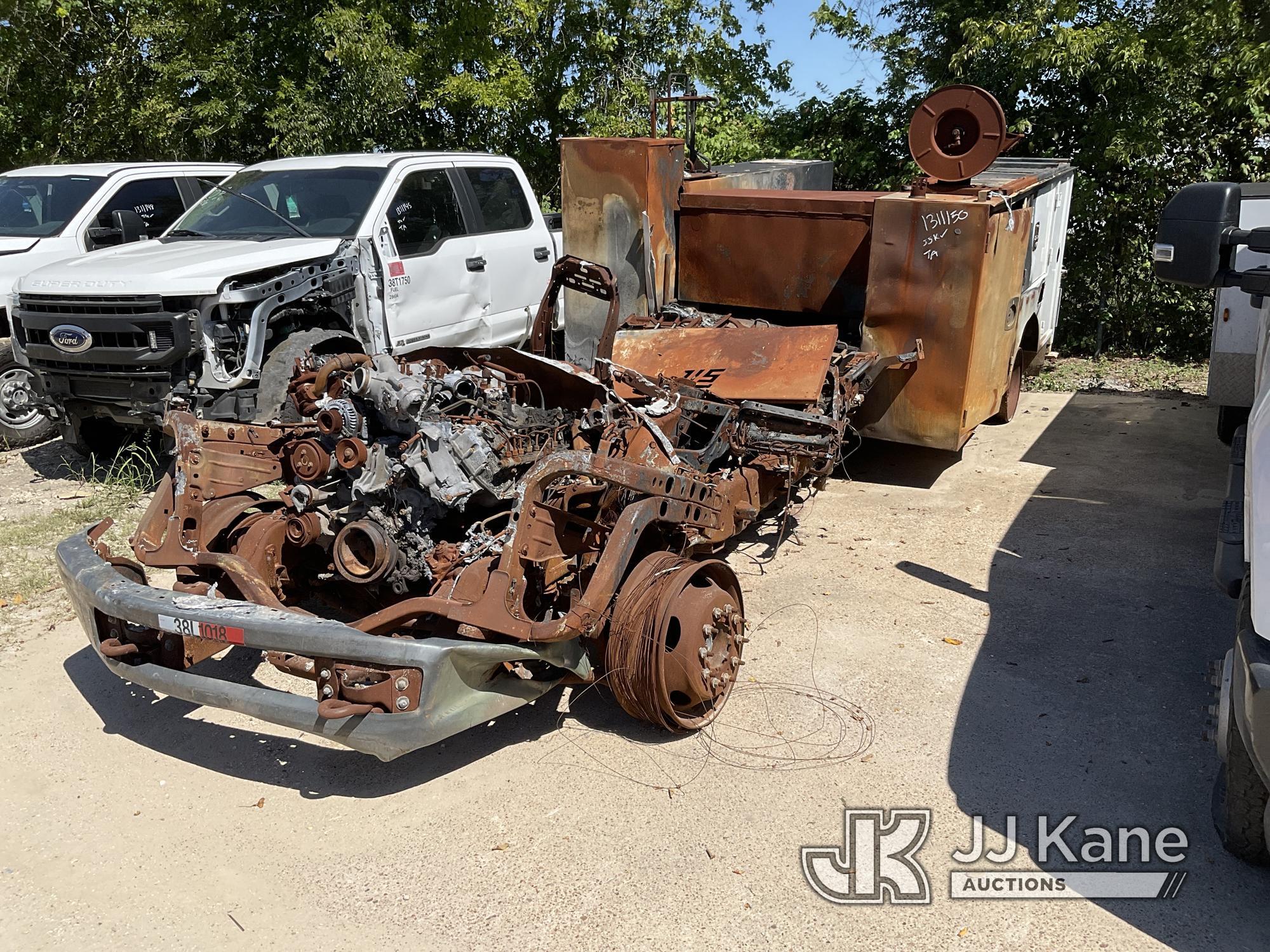 (Alvin, TX) 2018 Ford F550 4x4 Extended-Cab Pickup Truck Burned Out, Scrap Value Only