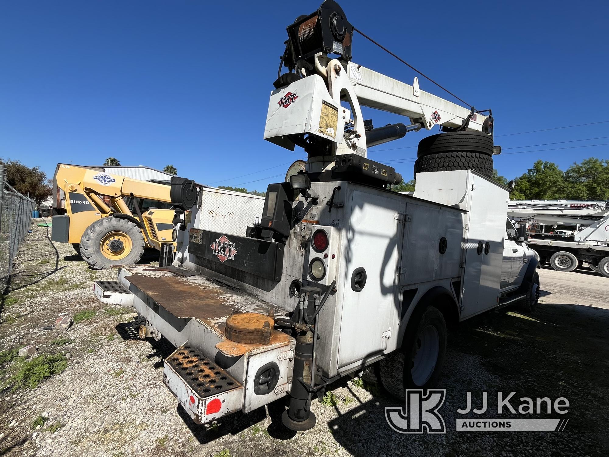 (Leesburg, FL) 2014 RAM 5500 4x4 Extended-Cab Mechanics Service Truck Runs & Moves)( Upper Condition