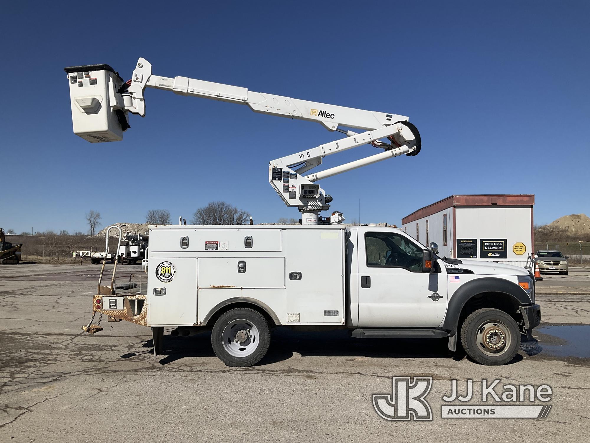 (Kansas City, MO) Altec AT37G, Articulating & Telescopic Bucket mounted behind cab on 2015 Ford F550