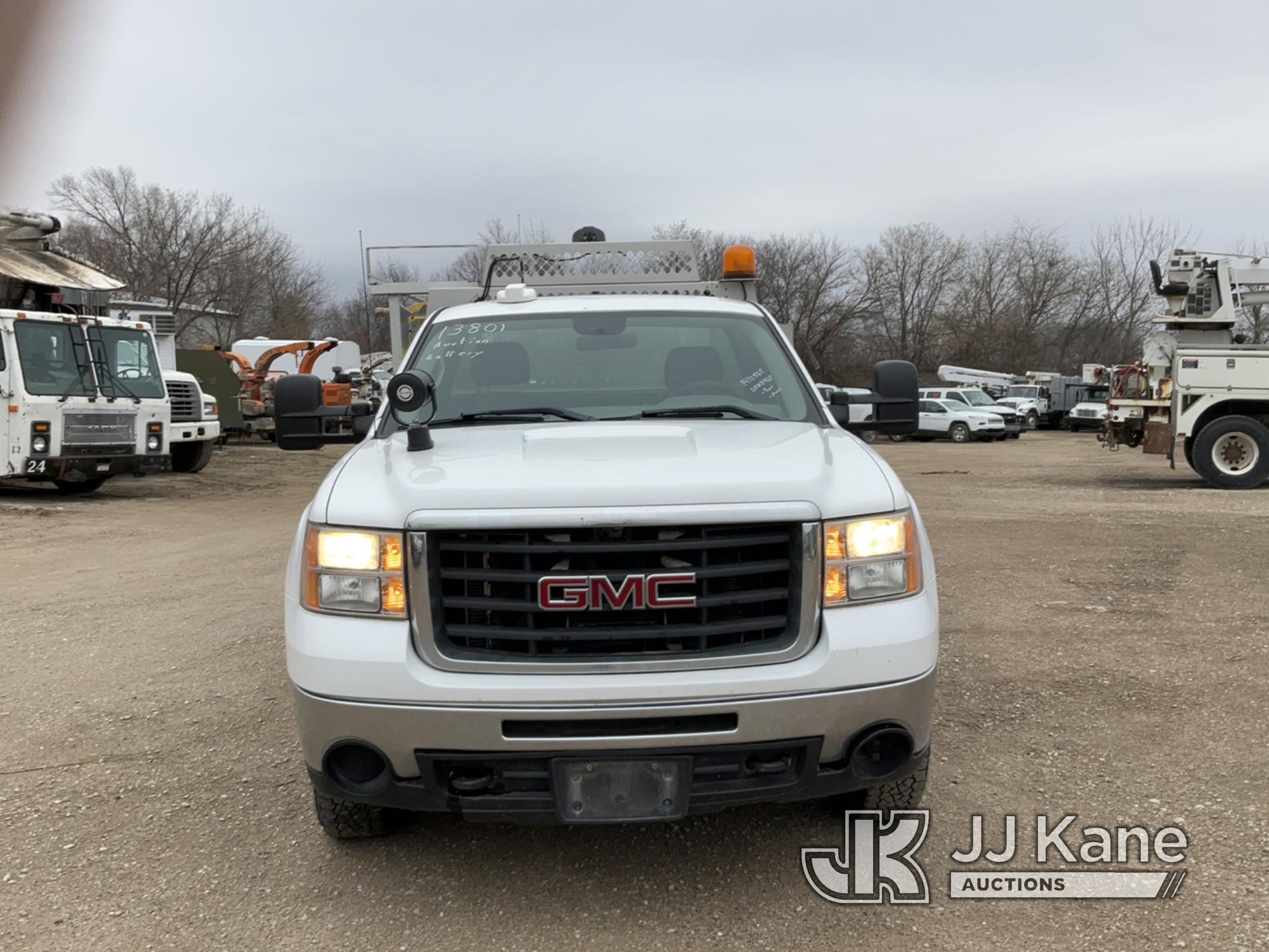 (Des Moines, IA) 2008 GMC Sierra 2500HD 4x4 Service Truck Runs & Moves