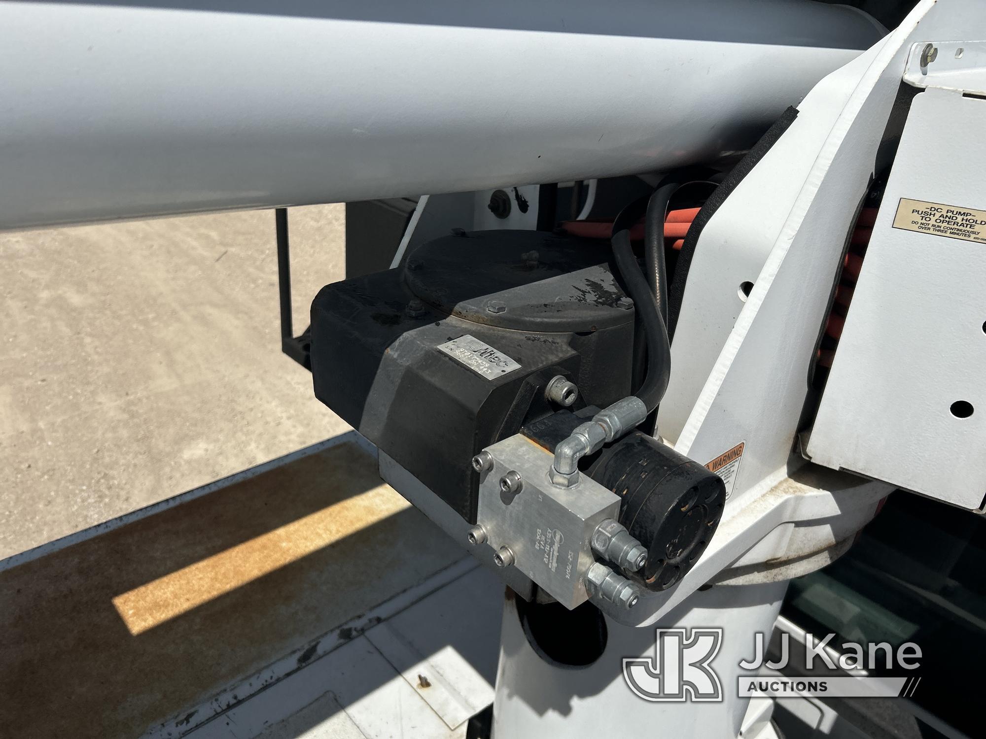 (Waxahachie, TX) Altec LR756, Over-Center Bucket Truck mounted behind cab on 2013 Ford F750 Chipper