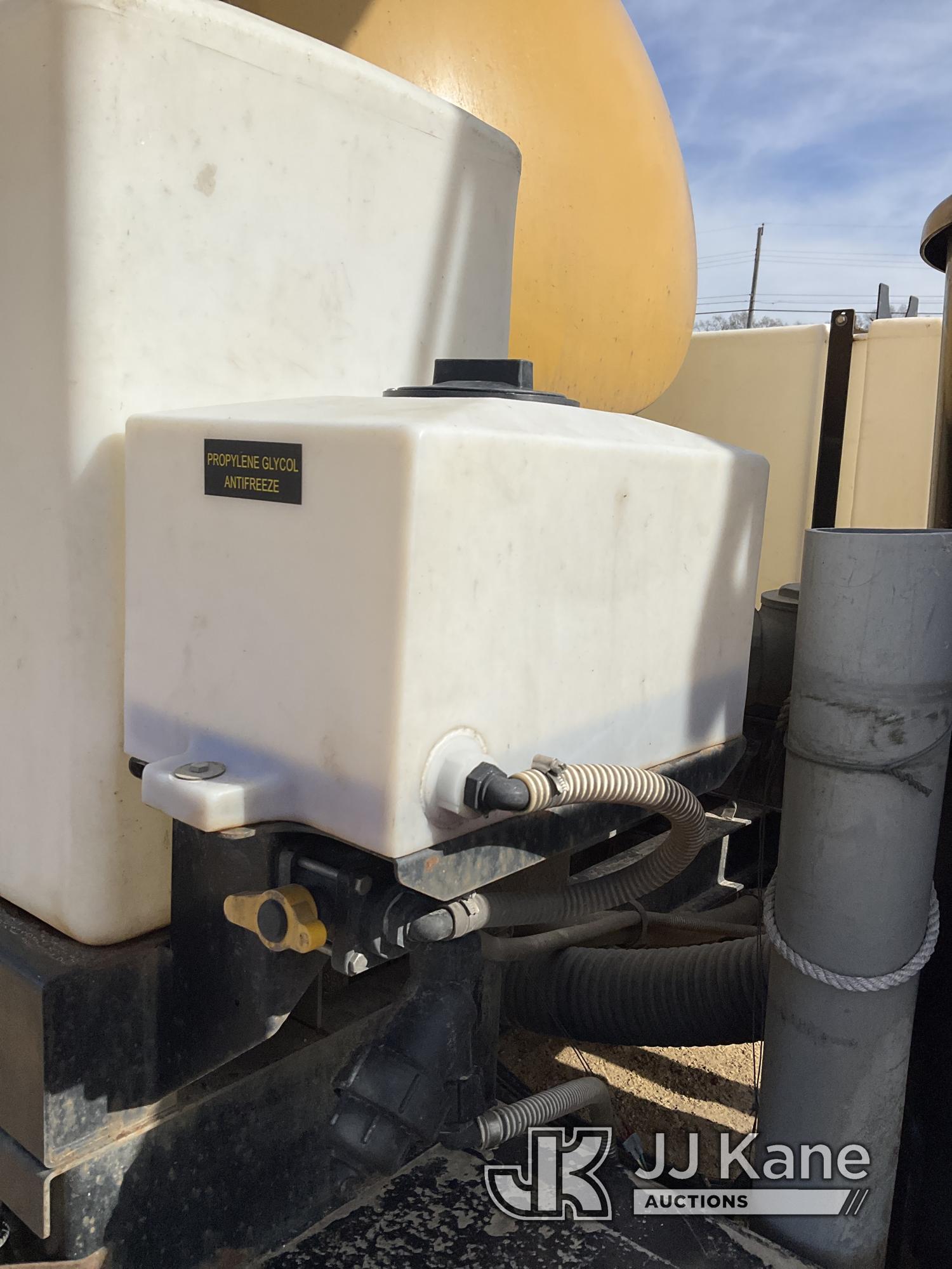 (South Beloit, IL) 2019 Vac-Tron Equipment T/A Vacuum Trailer Runs, Operates) ( Boom Remote Broken i