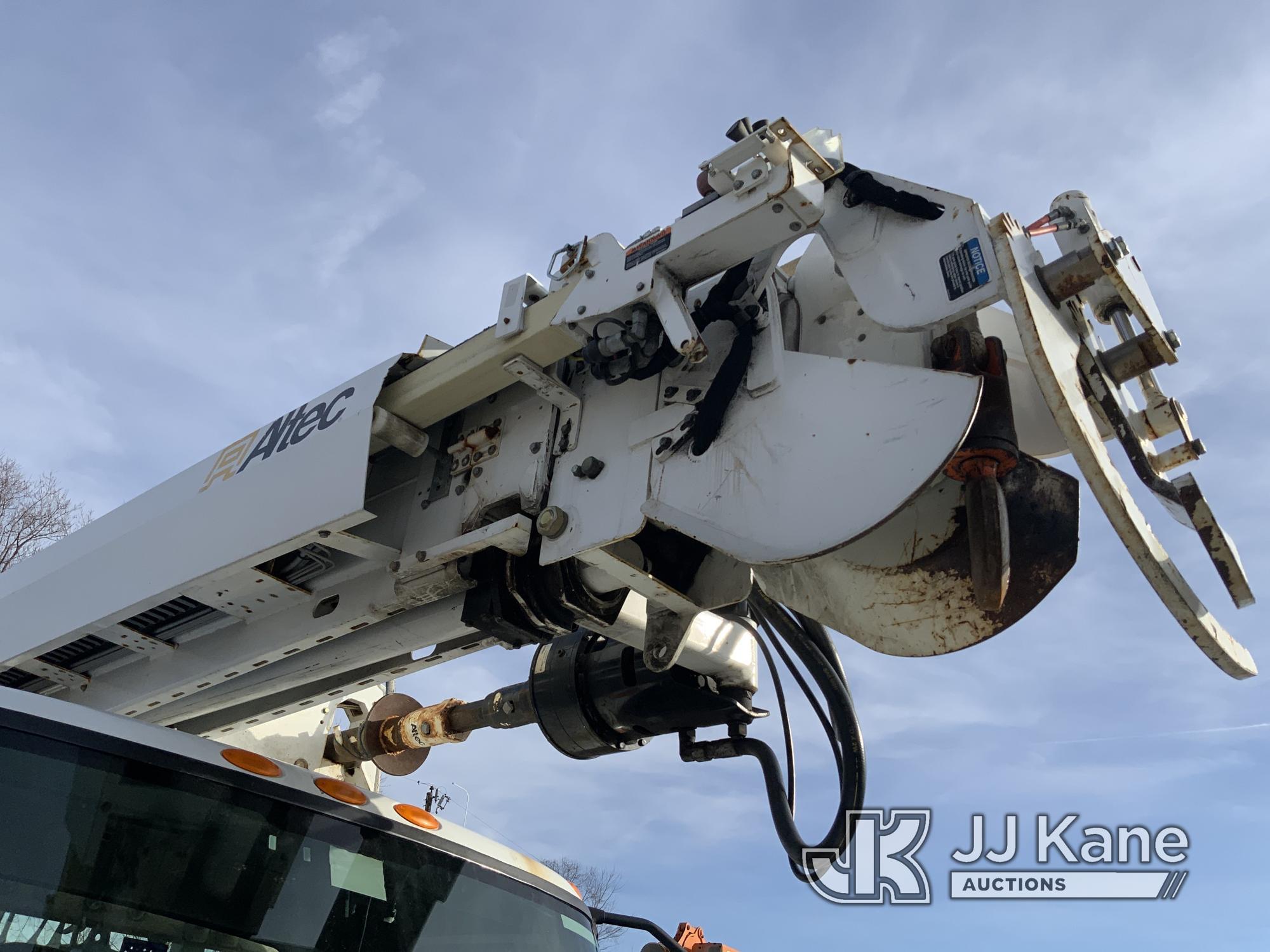 (South Beloit, IL) Altec DC47B-TR, Digger Derrick mounted on 2020 International HV507 4X4 Utility Tr