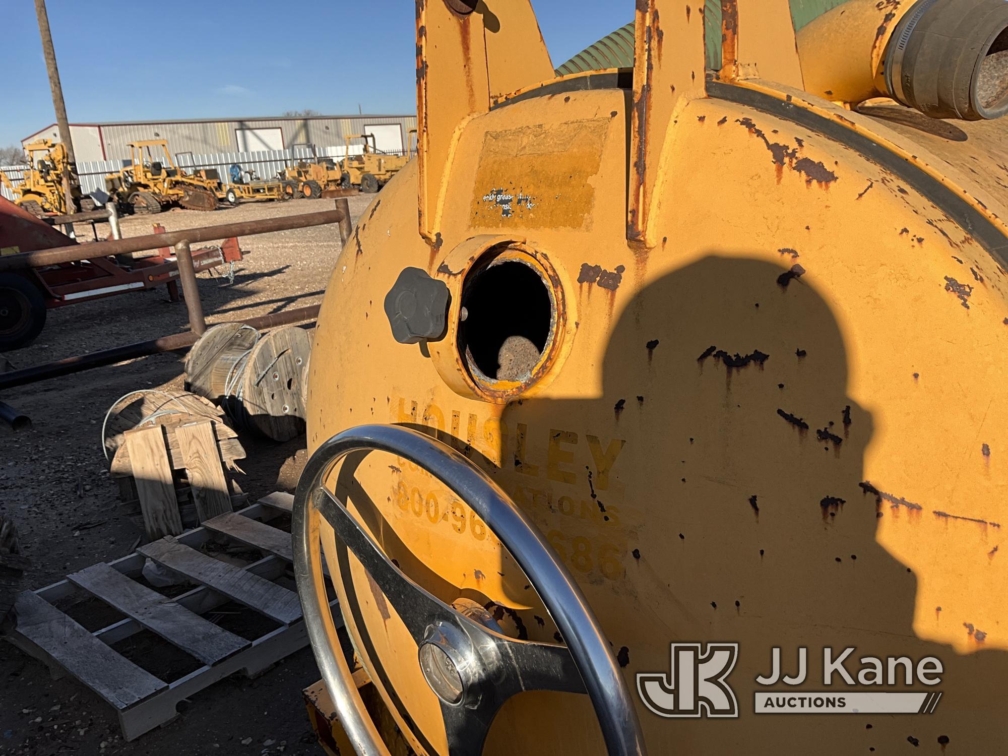 (Wolfforth, TX) 2005 Vactron PMD-00 T/A Vacuum Excavation Trailer Not Running) (Parts Only, Missing