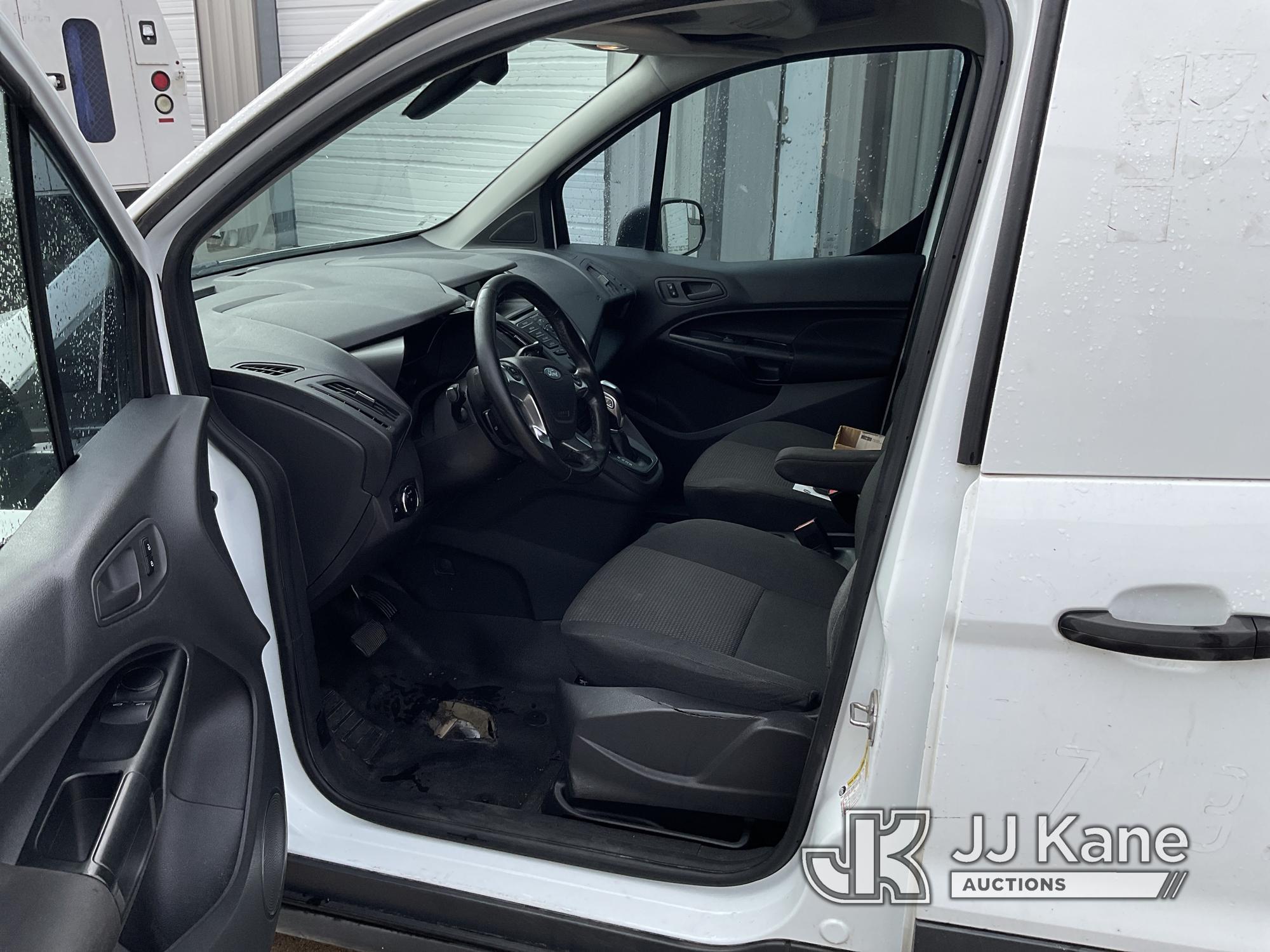 (Houston, TX) 2017 Ford Transit Connect Cargo Van Runs & Moves