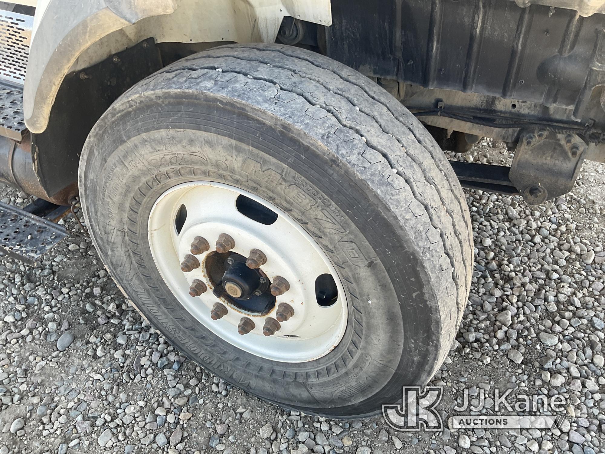 (Spencer, IA) Altec AM55E, Over-Center Material Handling Bucket rear mounted on 2010 International 7