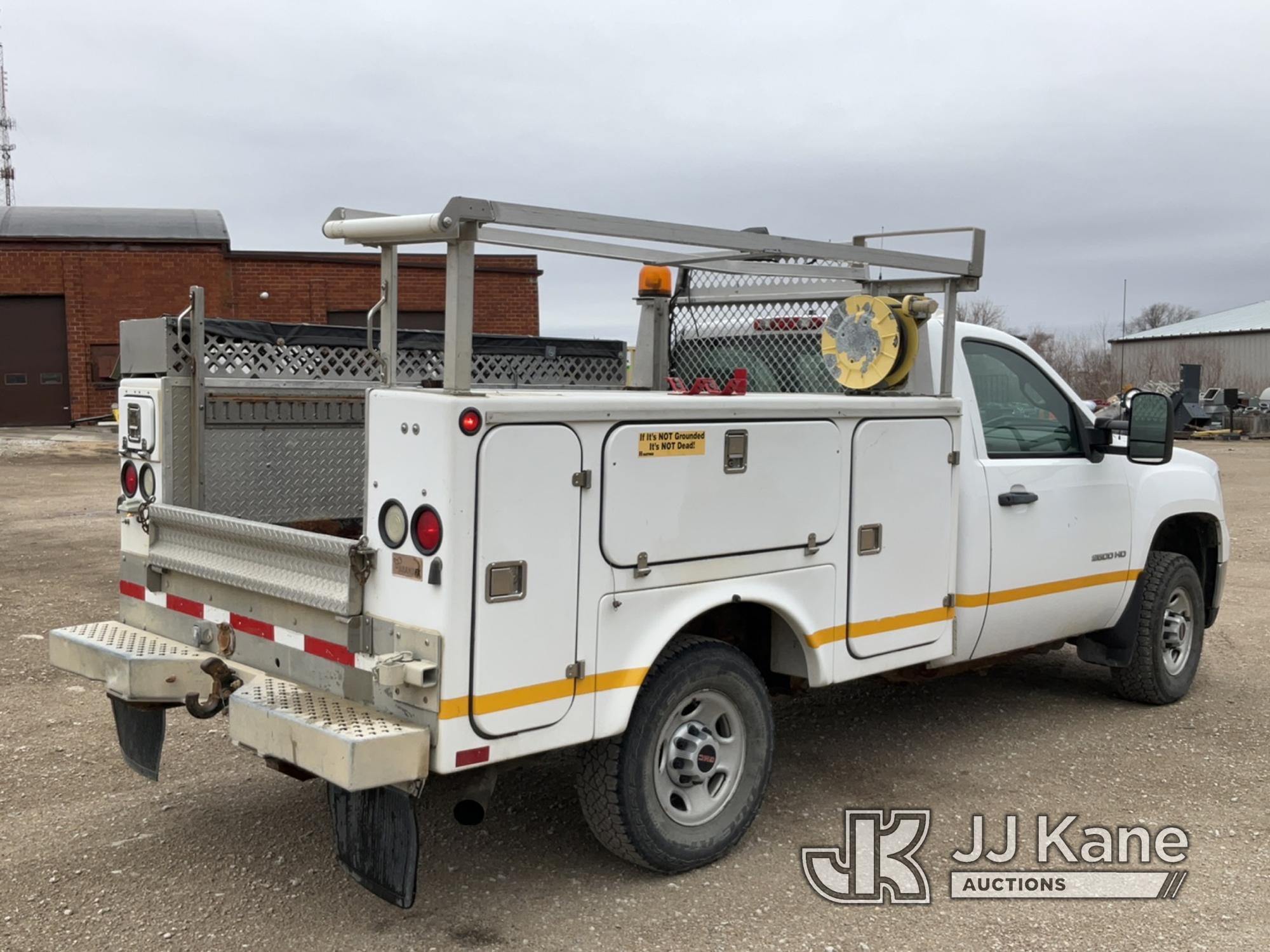 (Des Moines, IA) 2008 GMC Sierra 2500HD 4x4 Service Truck Runs & Moves