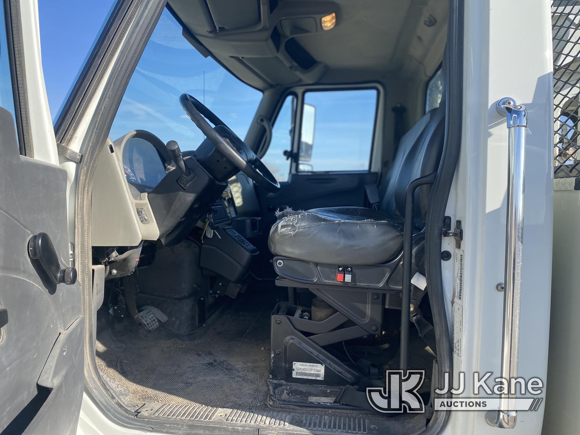 (Wakeeney, KS) Terex/Telelect Hi-Ranger TL50, Articulating & Telescopic Material Handling Bucket Tru