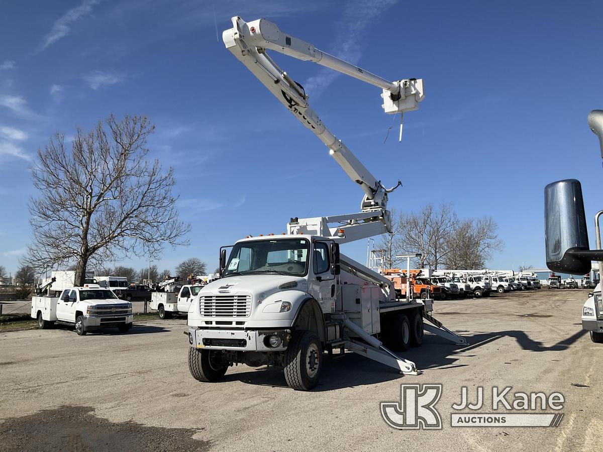 (Kansas City, MO) Altec AM900-E100, Double-Elevator Bucket Truck rear mounted on 2014 Freightliner M