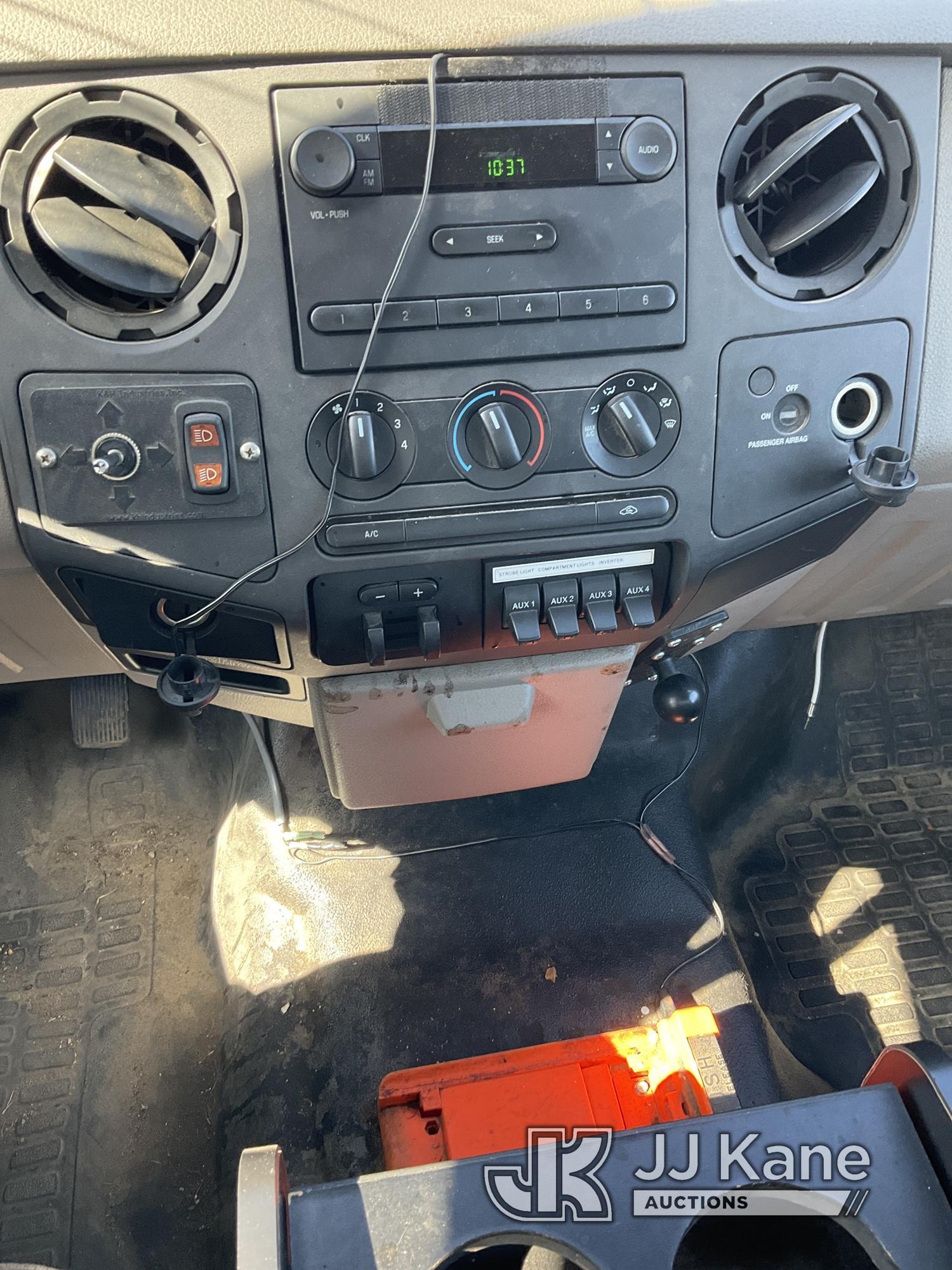 (South Beloit, IL) 2009 Ford F550 High Top Service Truck Runs & Moves