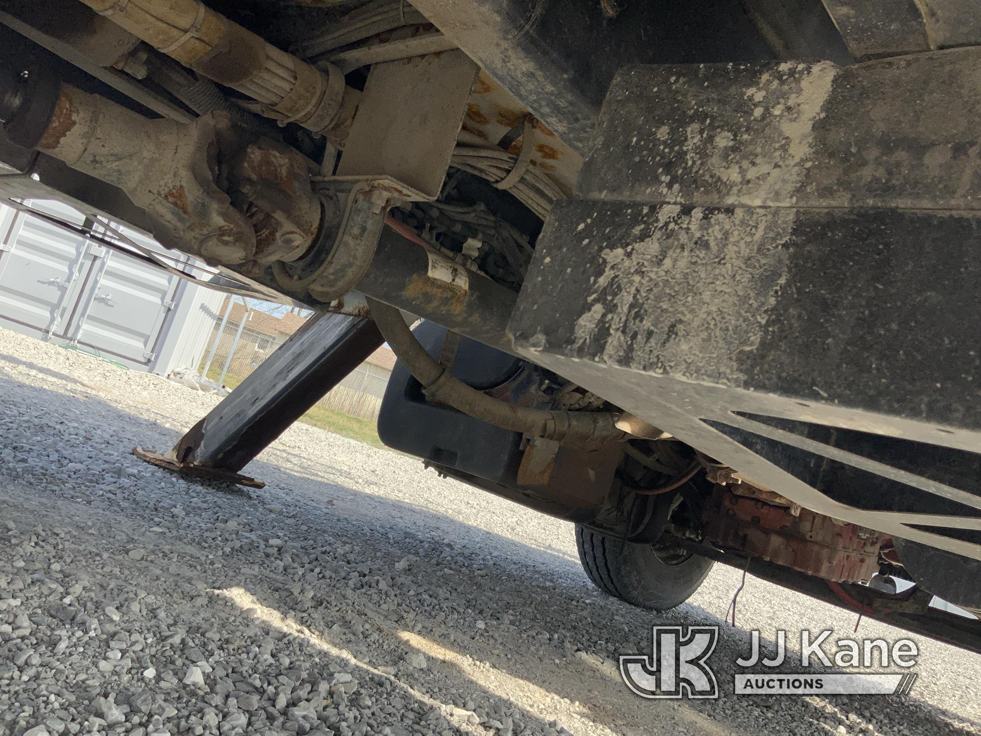 (Hawk Point, MO) Altec AN55-OC, Material Handling Bucket Truck rear mounted on 2014 Freightliner M2