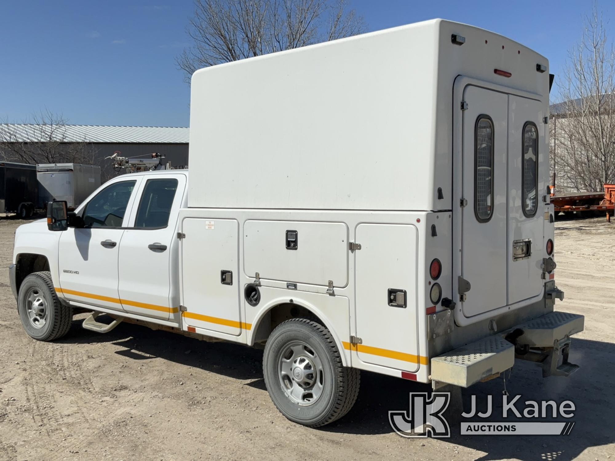 (Des Moines, IA) 2015 Chevrolet Silverado 2500HD 4x4 Enclosed High-Top Service Truck Runs & Moves