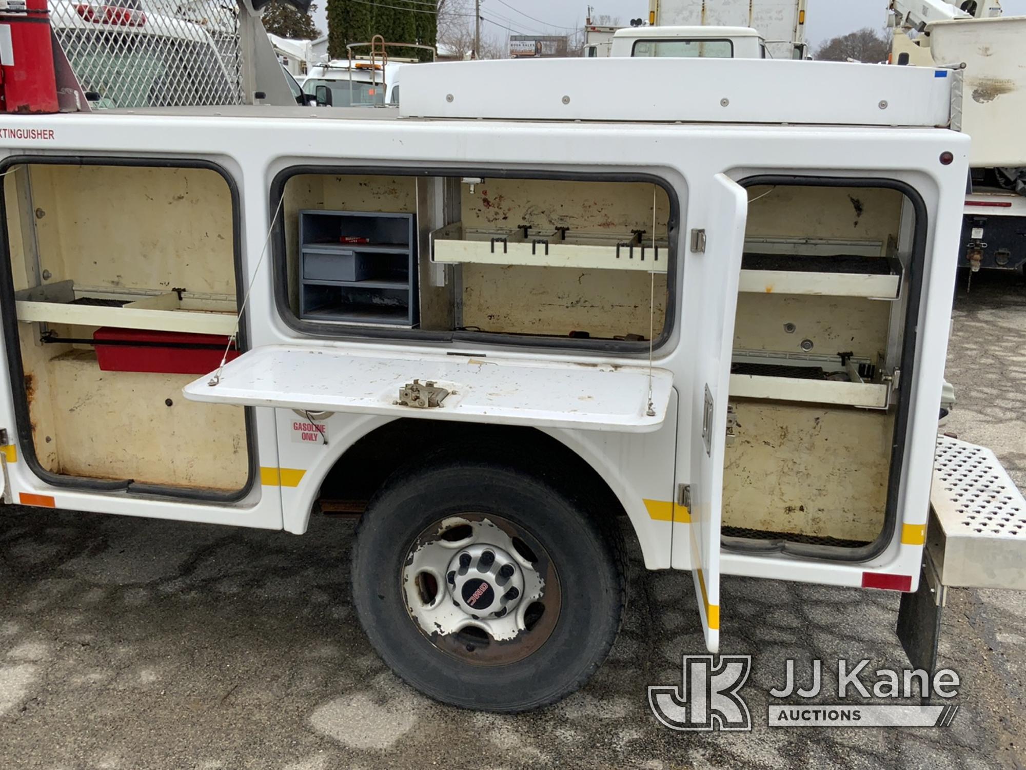 (South Beloit, IL) 2007 GMC Sierra 2500HD 4x4 Service Truck Not Running, Condition Unknown, Has Powe